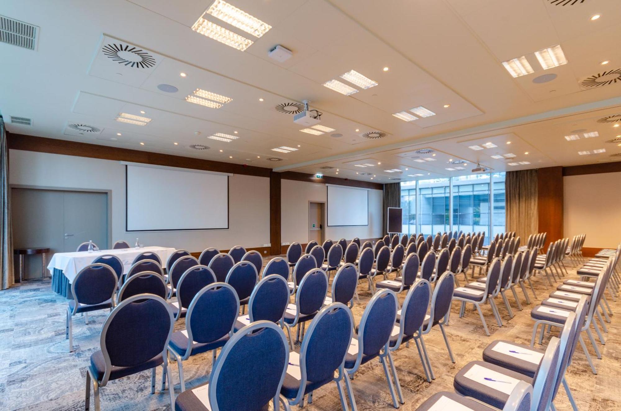 Hotel Olissippo Oriente 4*