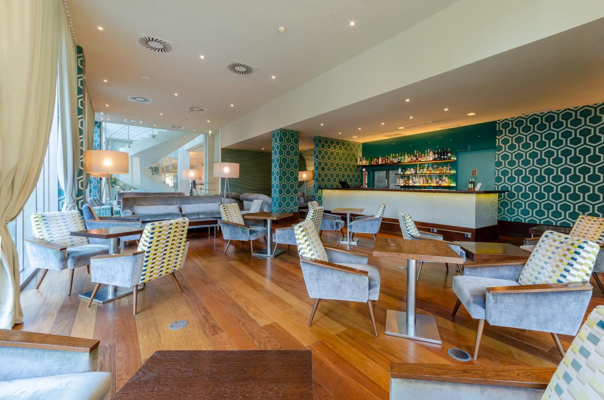 Olissippo Oriente Hotel 4*