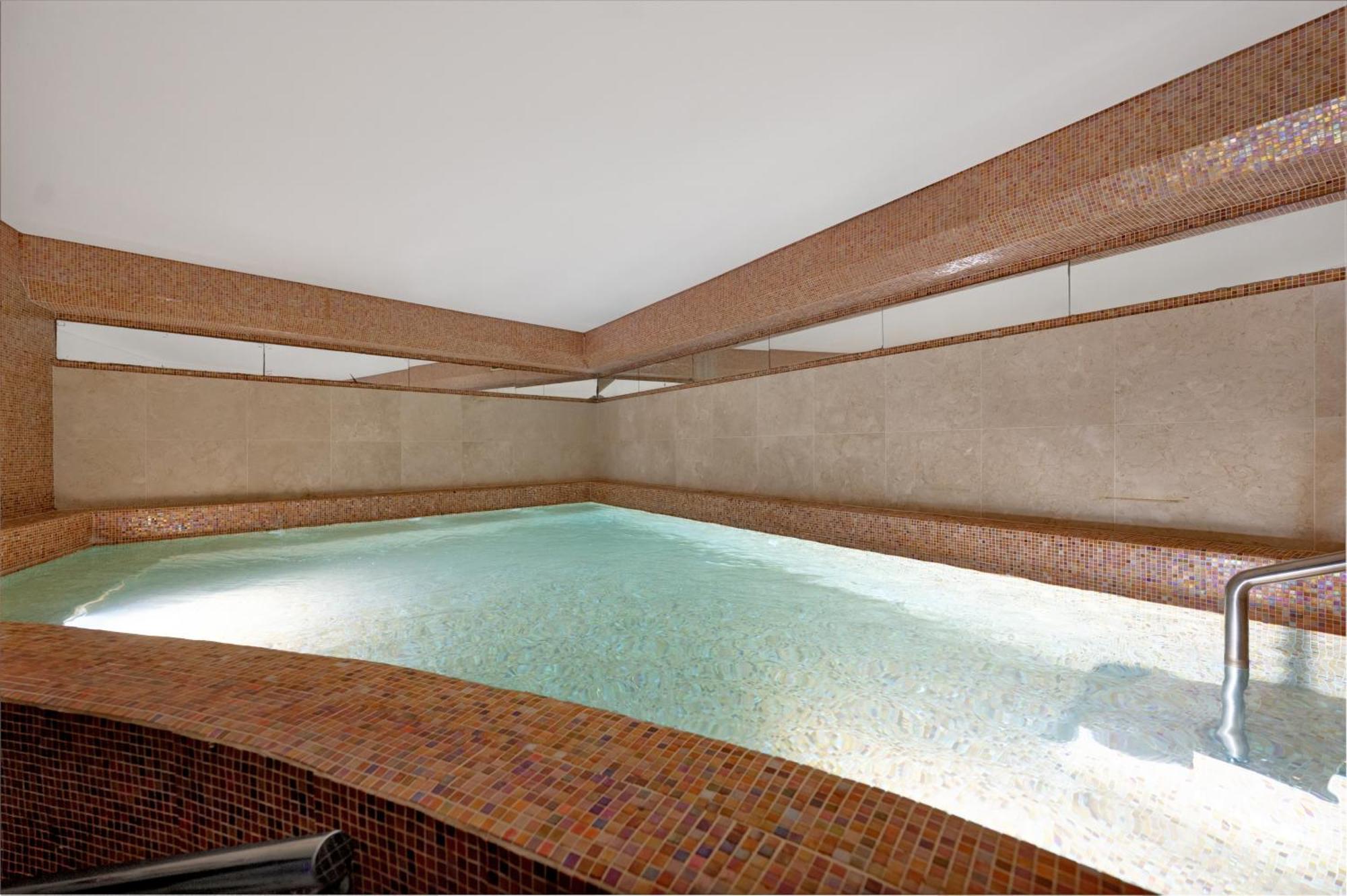 Oceanfront - Preferred And Sesimbra