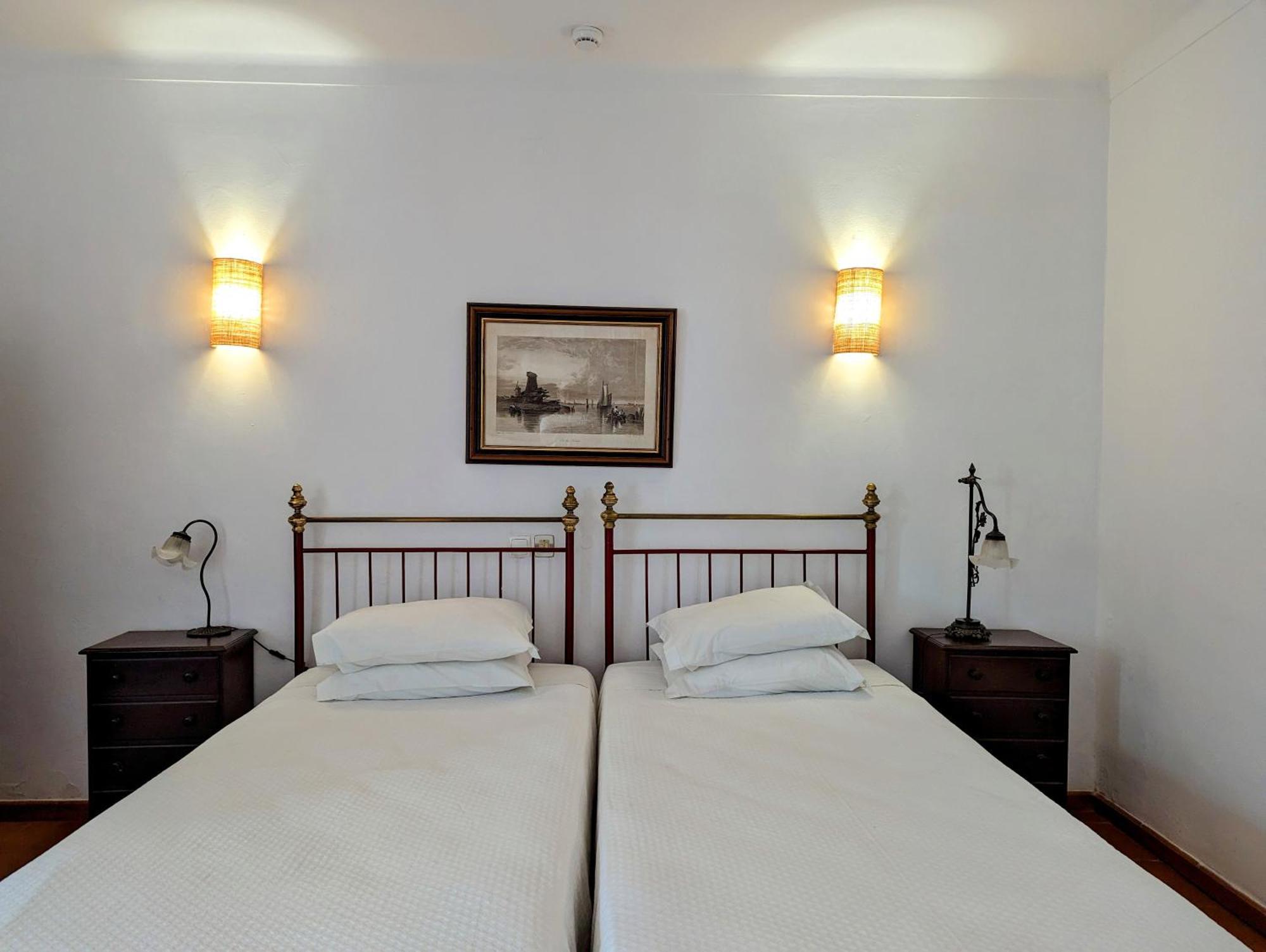 Solar De Monfalim Hotel Evora