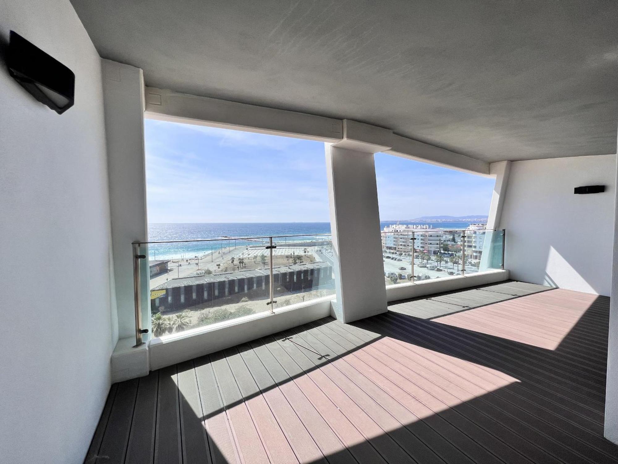 Apartment Front Line, Sea View, Luxury Penthouse In Caparica *