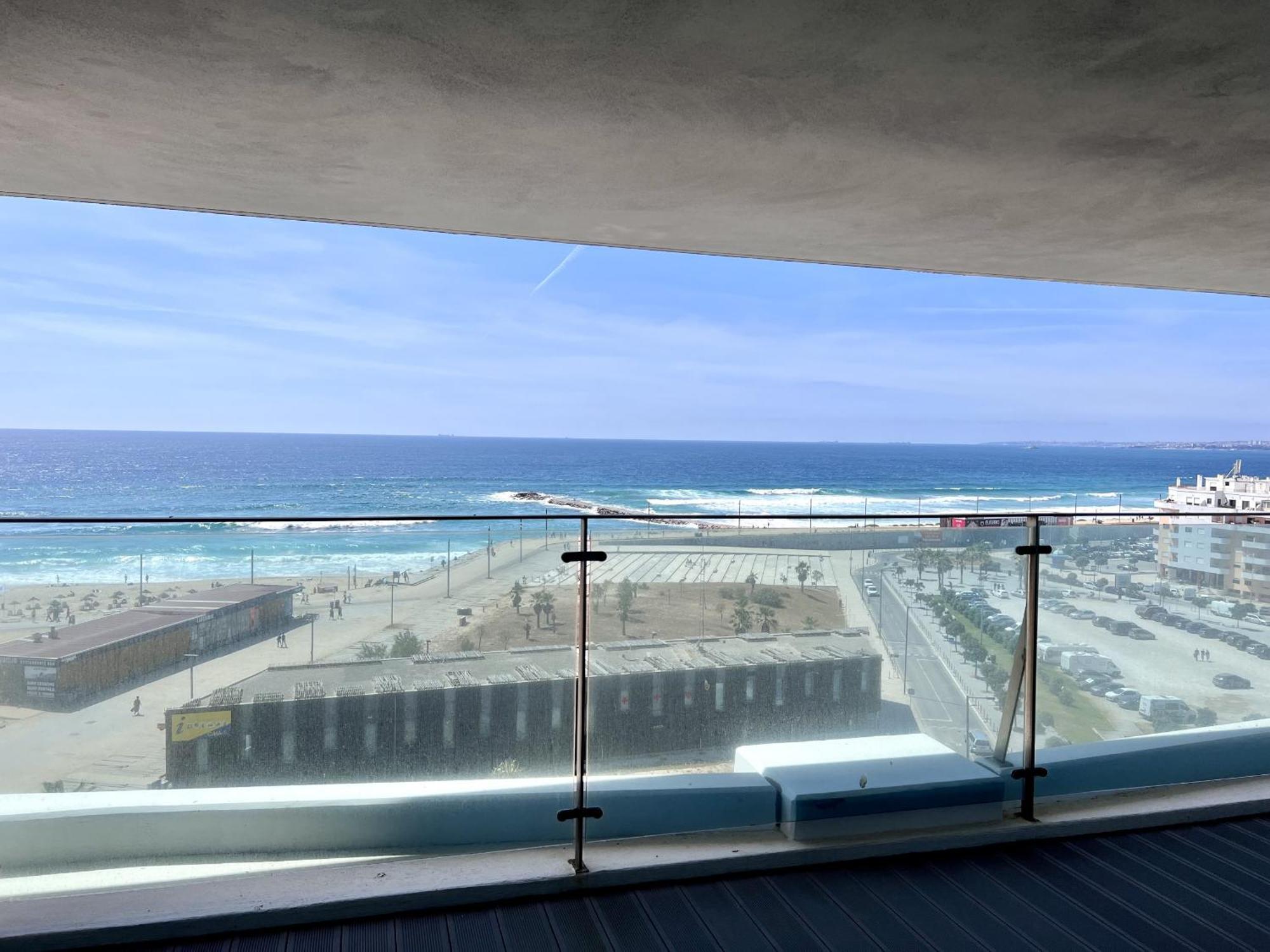 Front Line, Sea View, Luxury Penthouse In Caparica Apartment Costa da Caparica