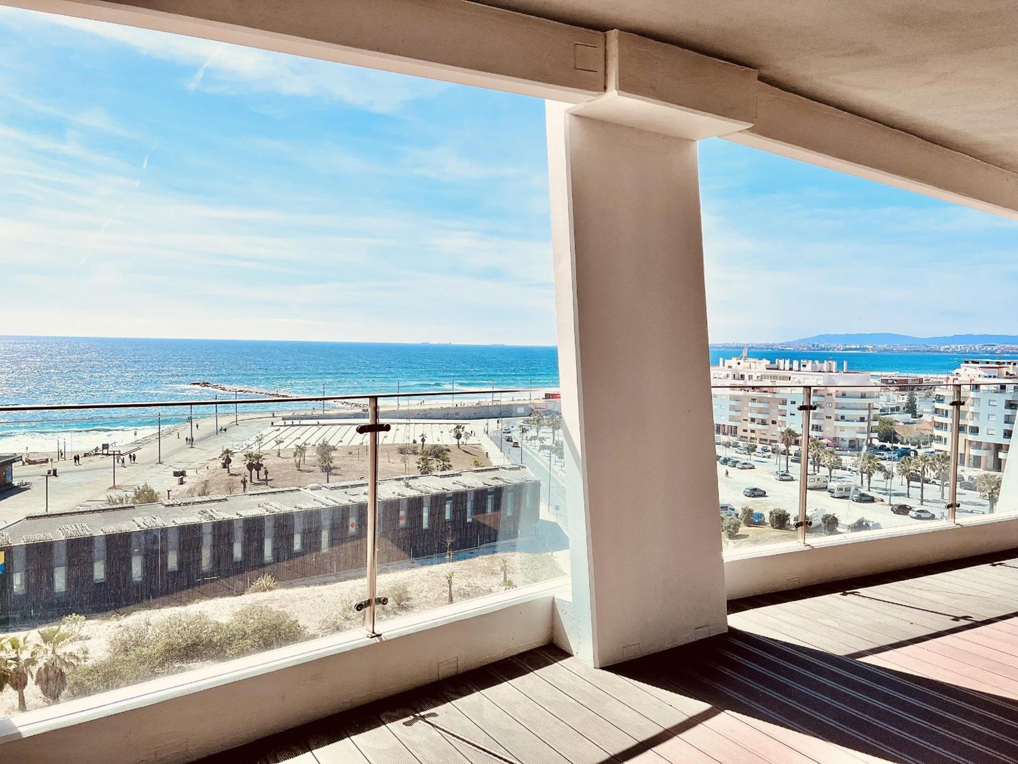 Apartment Front Line, Sea View, Luxury Penthouse In Caparica Costa da Caparica