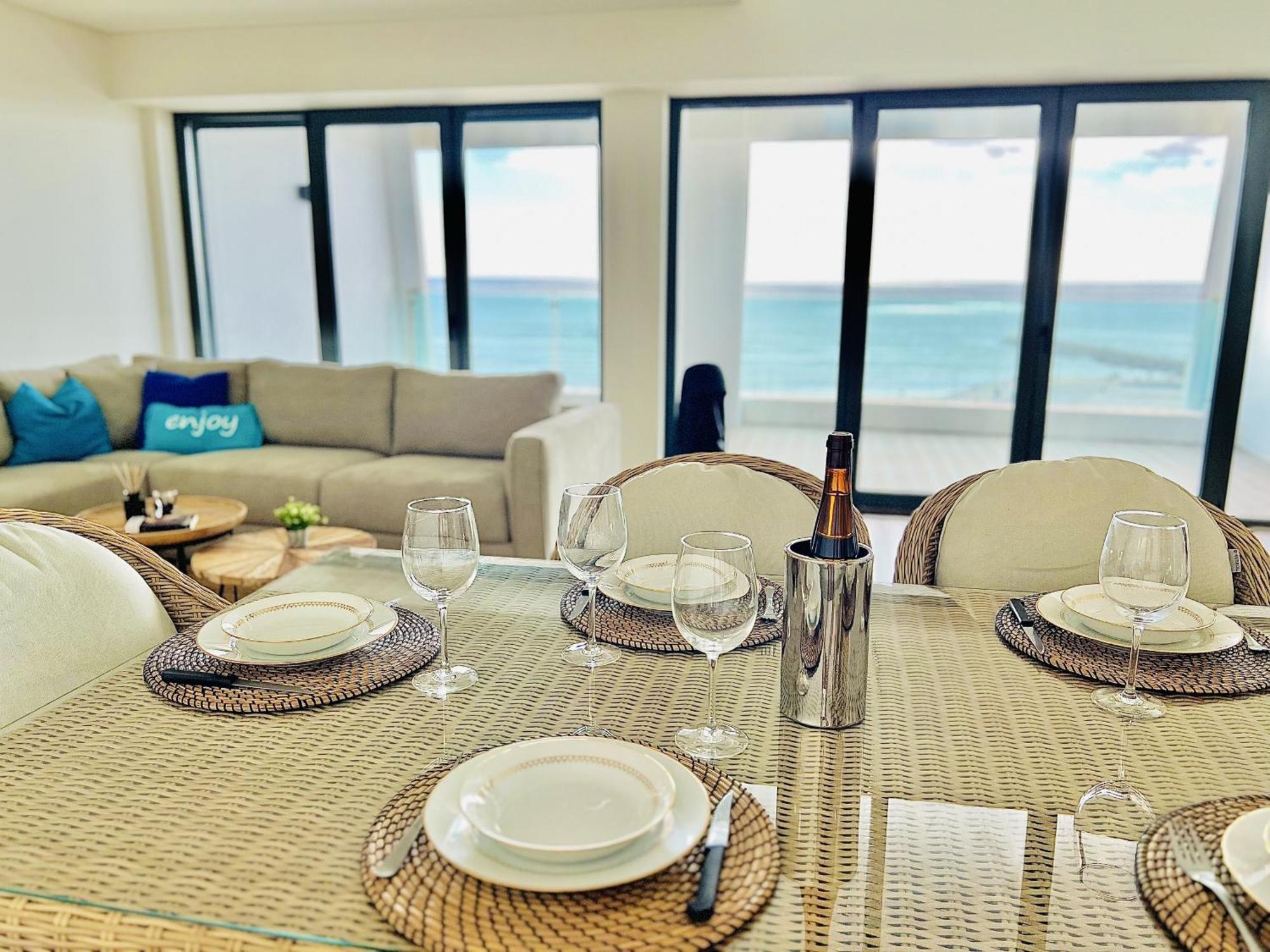 Apartment Front Line, Sea View, Luxury Penthouse In Caparica