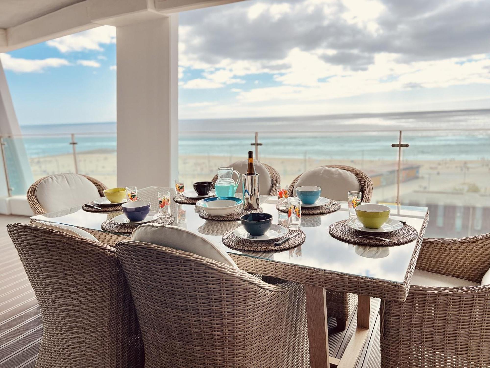 Front Line, Sea View, Luxury Penthouse In Caparica * Costa da Caparica