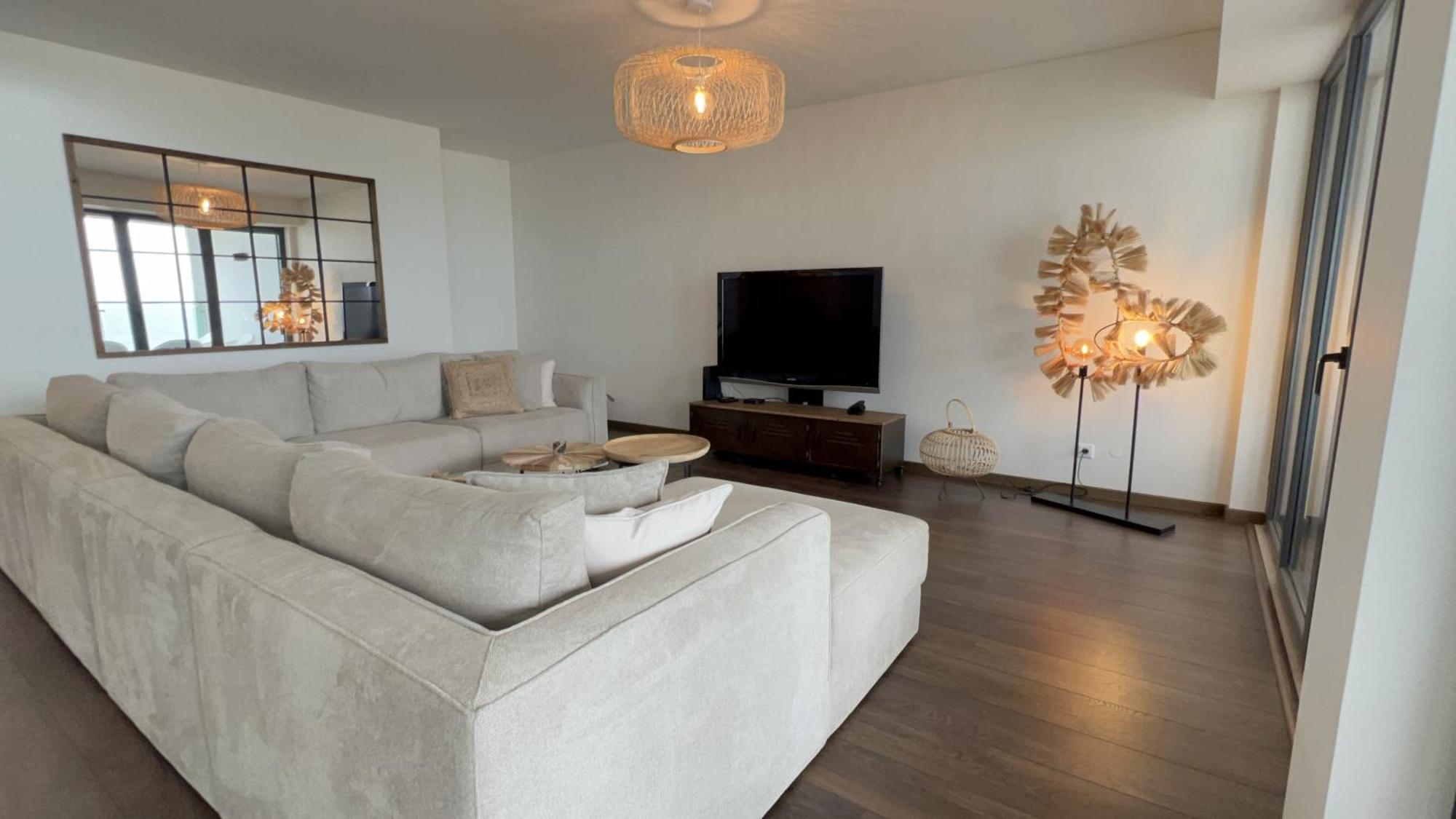 Apartment Front Line, Sea View, Luxury Penthouse In Caparica