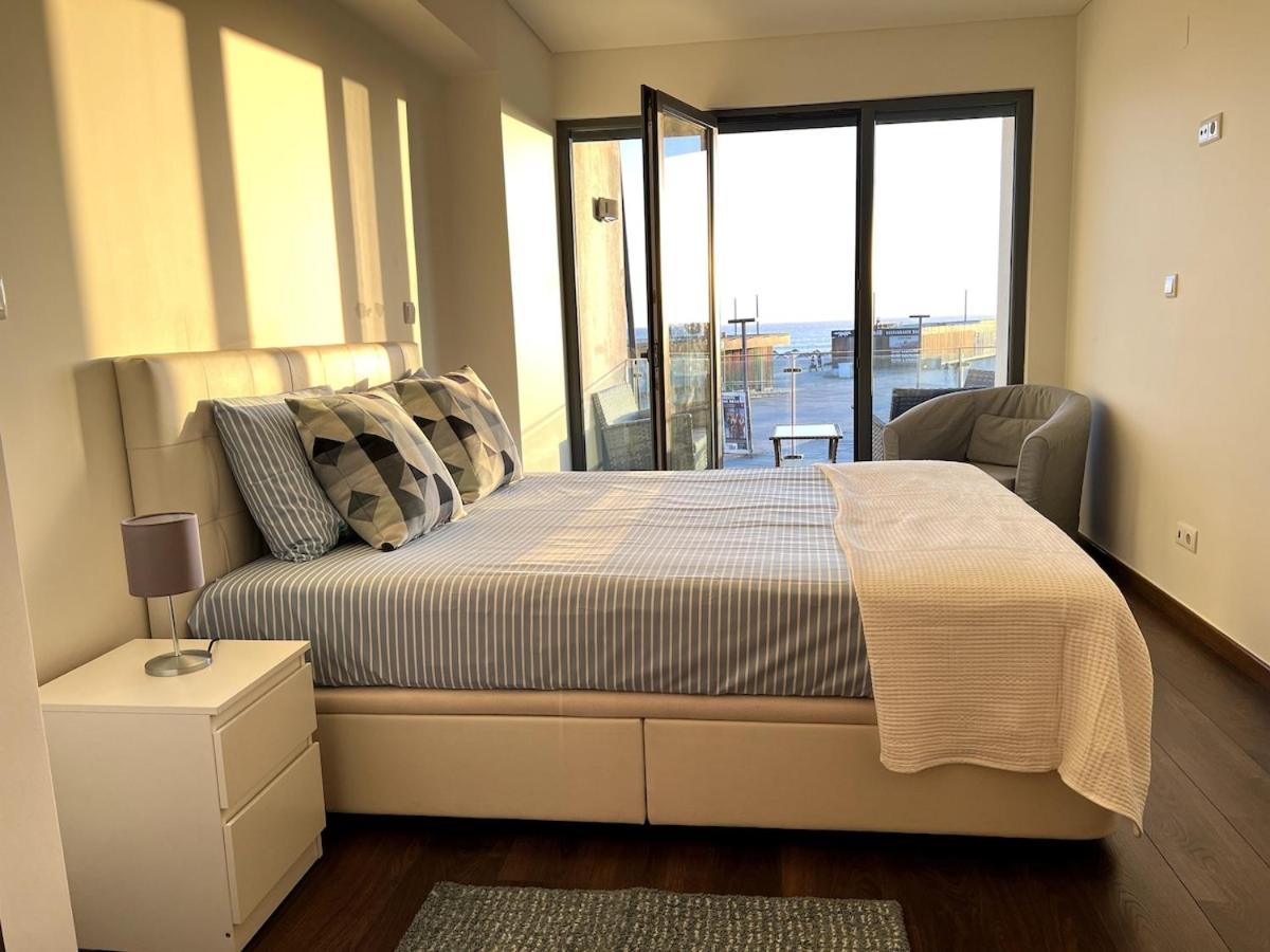 Maravilhoso Apartamento Frente Mar * Costa da Caparica