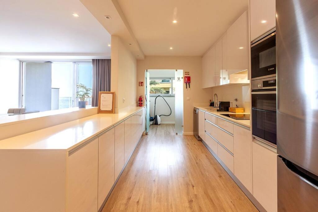 Luxury And Modern In Center *