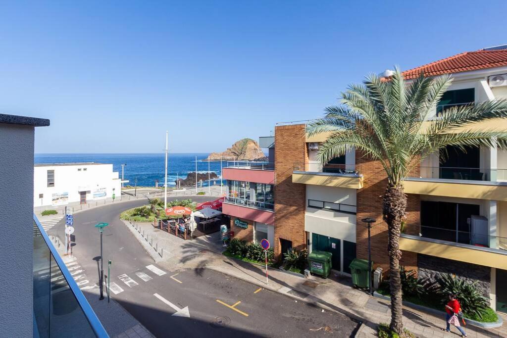 Luxury And Modern In Center Apartment Porto Moniz