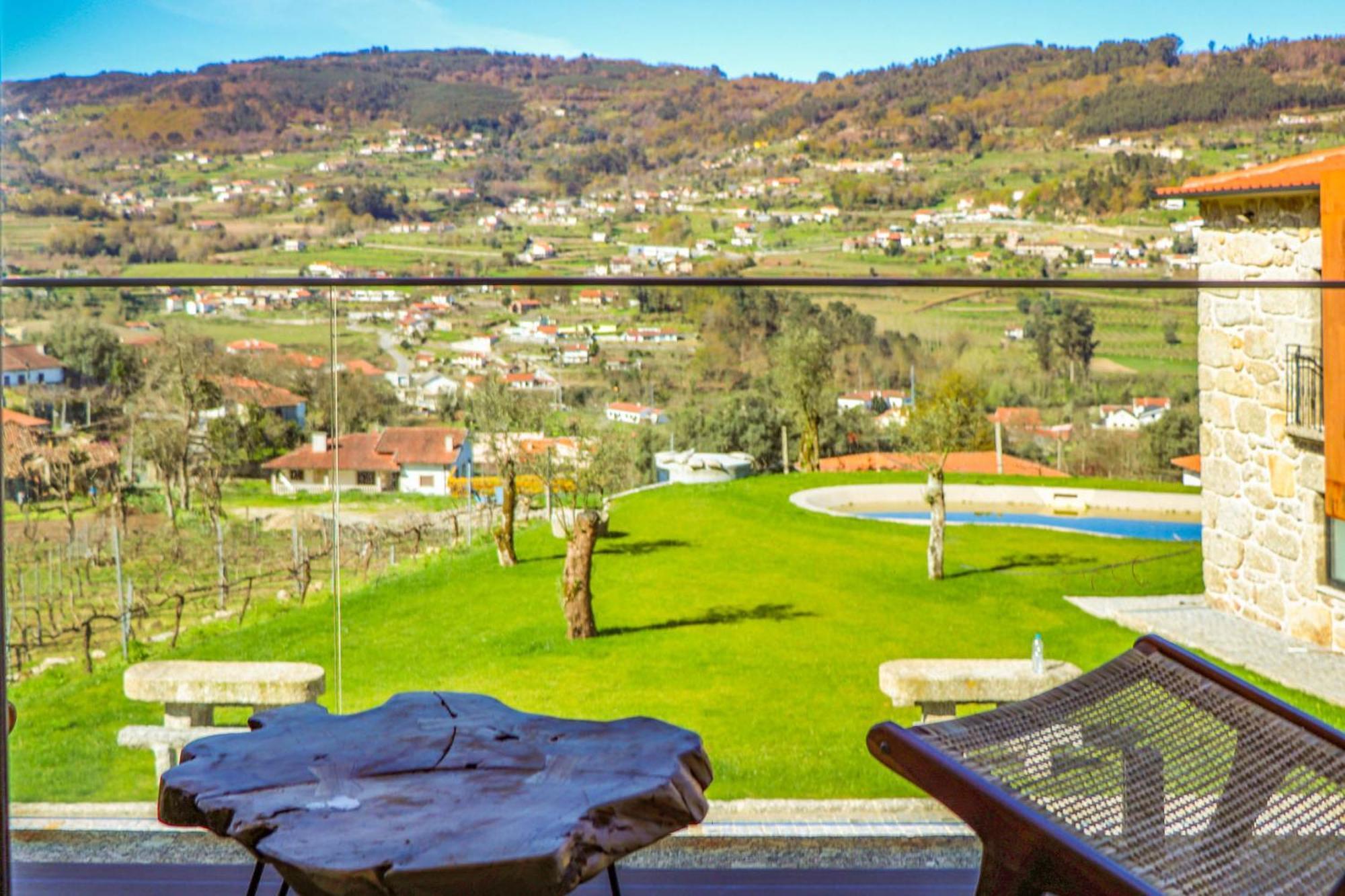 Vale Da Fonte - Charming Farm stay Ponte da Barca