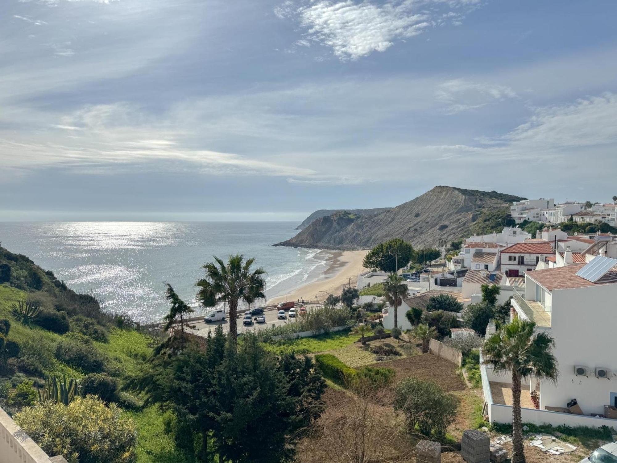 Refugio Na De #1947 Burgau