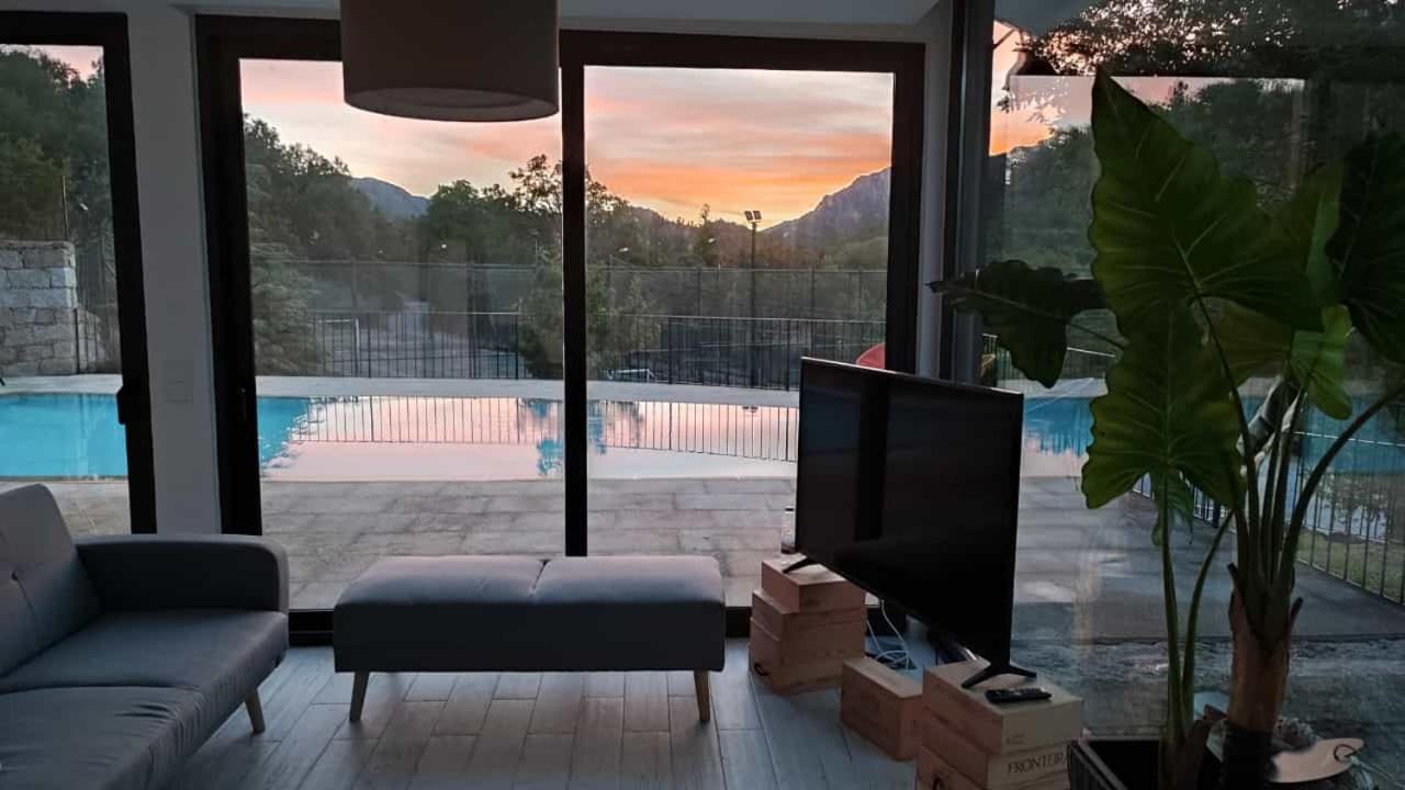 Casa Fraga Do Suadouro Holiday home Campo do Geres