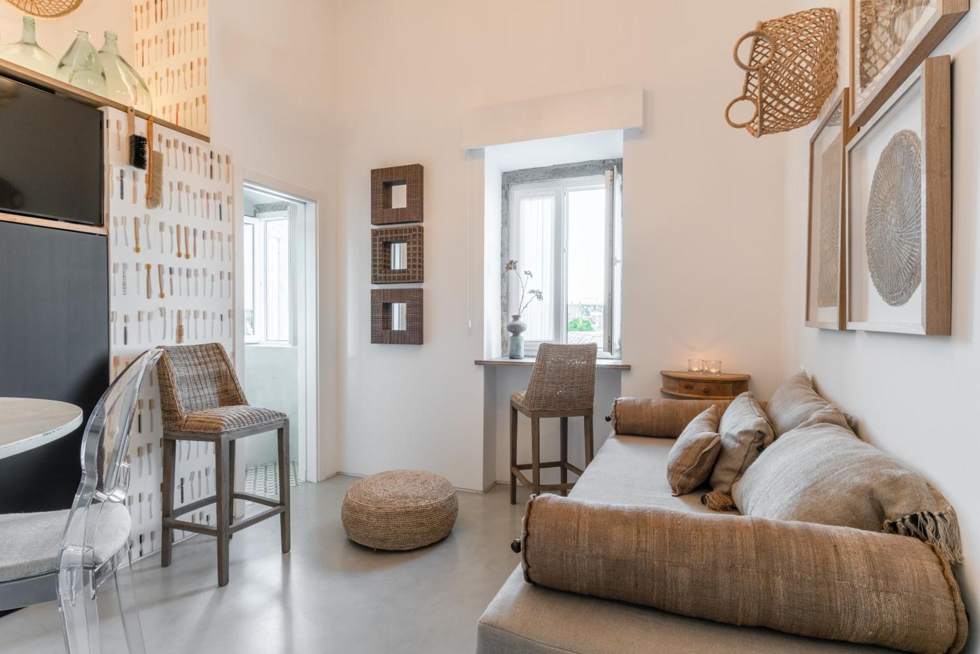 Colegio Charm House