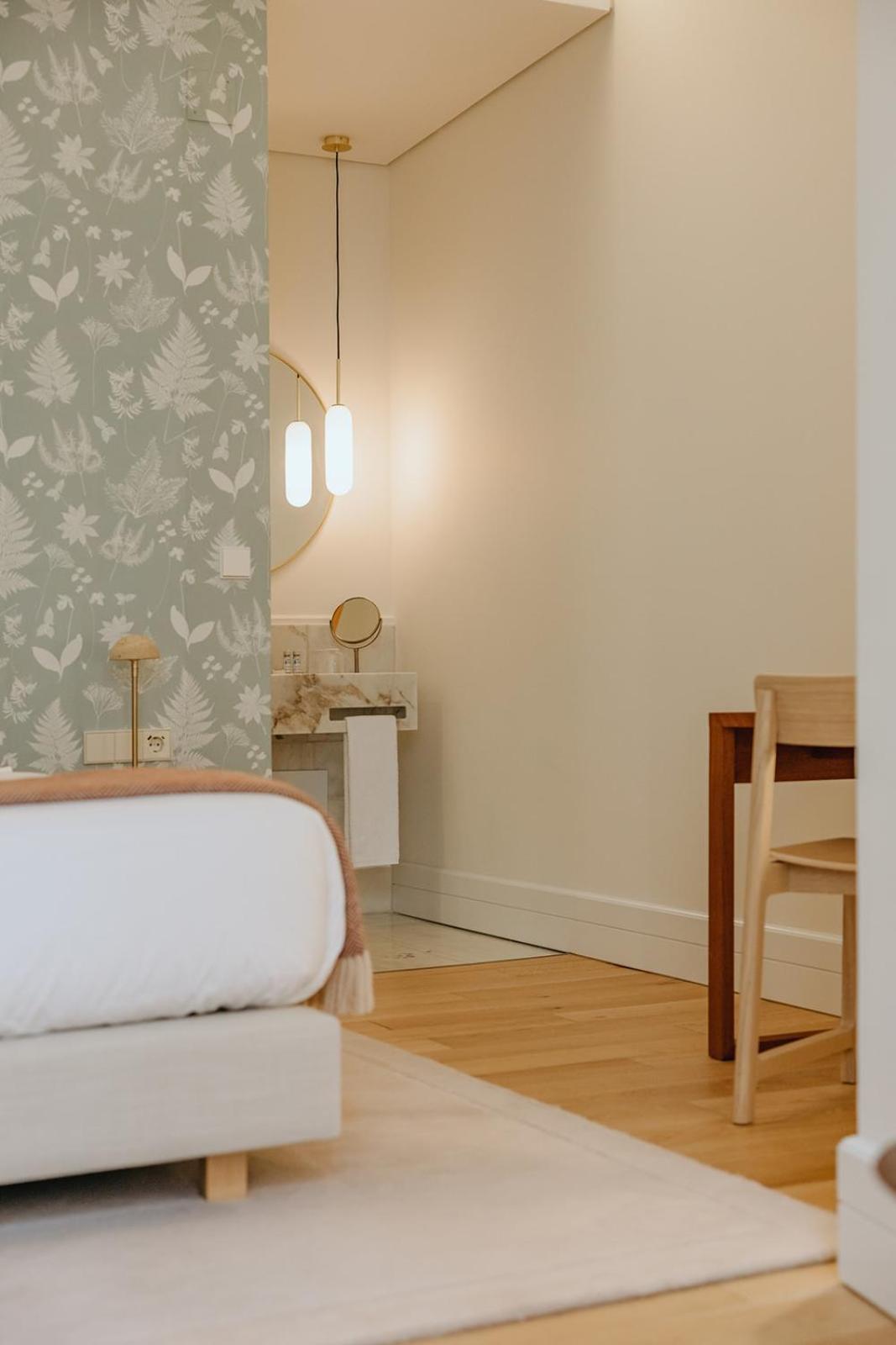 Nine Dots Azorean Art Boutique 4*