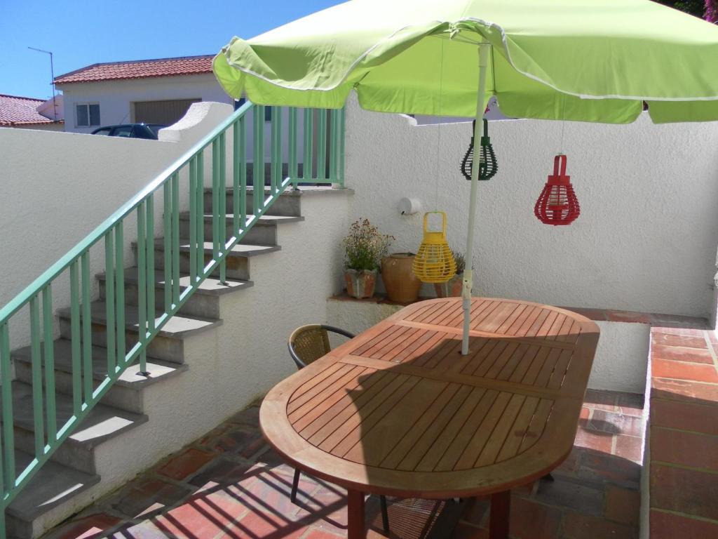 Lemon Tree Hostel *
