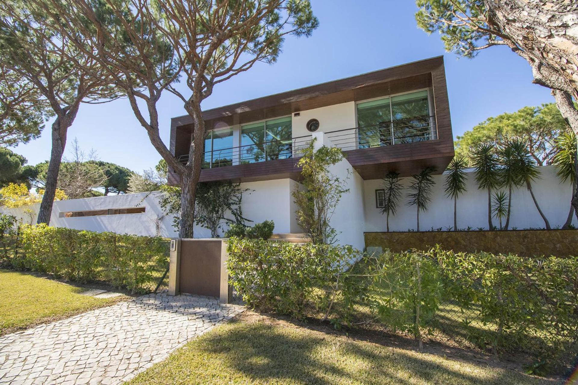 Golf Villa *
