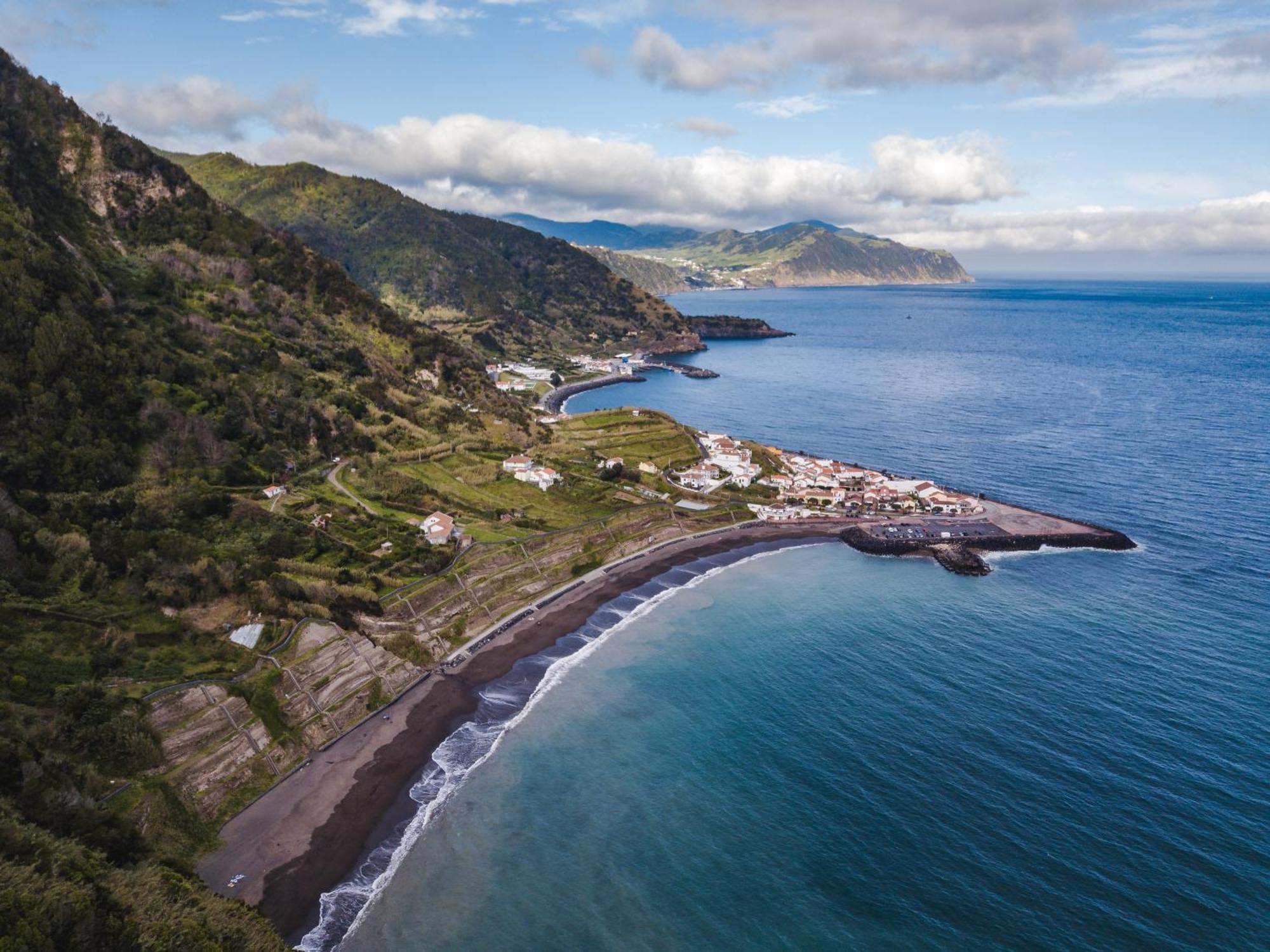 Canto Na Relva * Ponta Delgada (Sao Miguel)