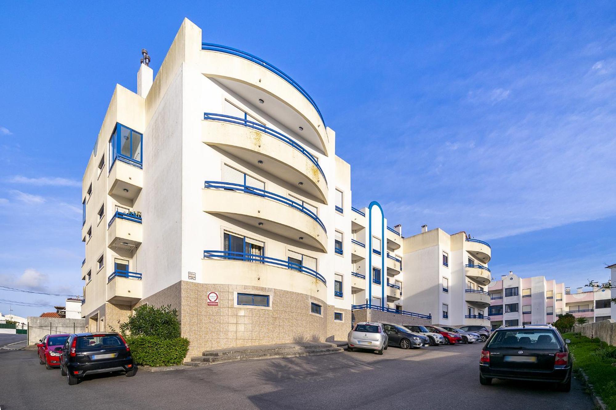 Apartment Whome Surfer's Paradise Retreat: Digital Nomads & Remote Workers Ericeira