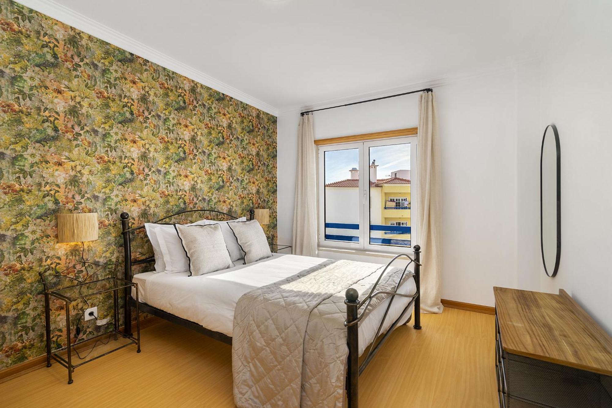 Whome Surfer's Paradise Retreat: Digital Nomads & Remote Workers Apartment Ericeira