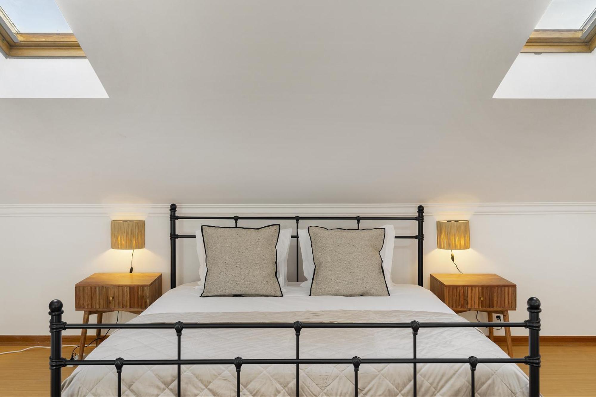 Whome Surfer's Paradise Retreat: Digital Nomads & Remote Workers Ericeira
