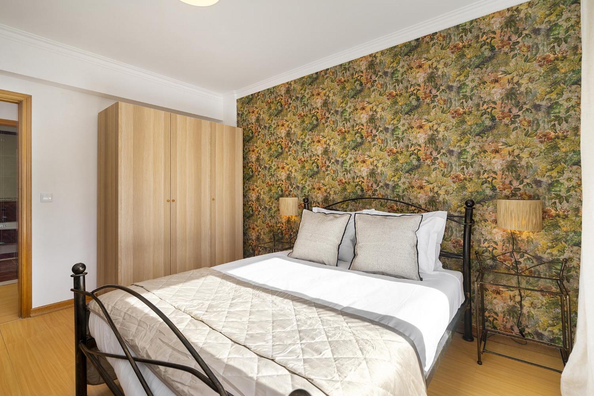 Apartment Whome Surfer's Paradise Retreat: Digital Nomads & Remote Workers *
