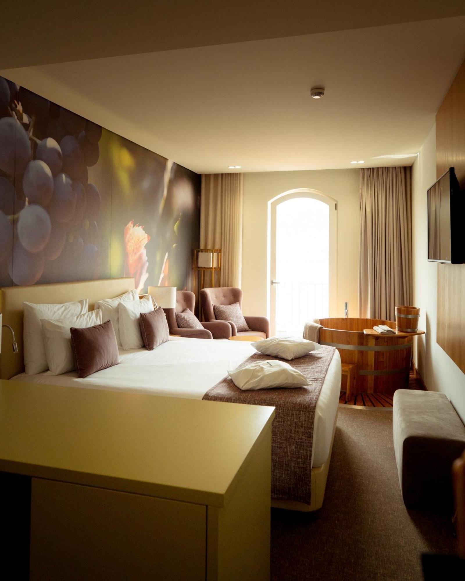 Douro Castelo Signature & Lamego