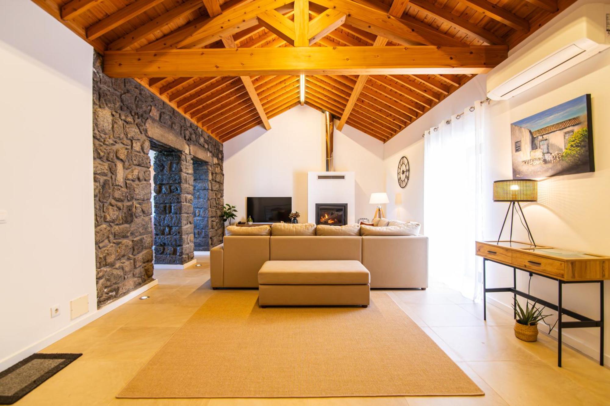 Holiday home Casa Da Belavista With Jacuzzi