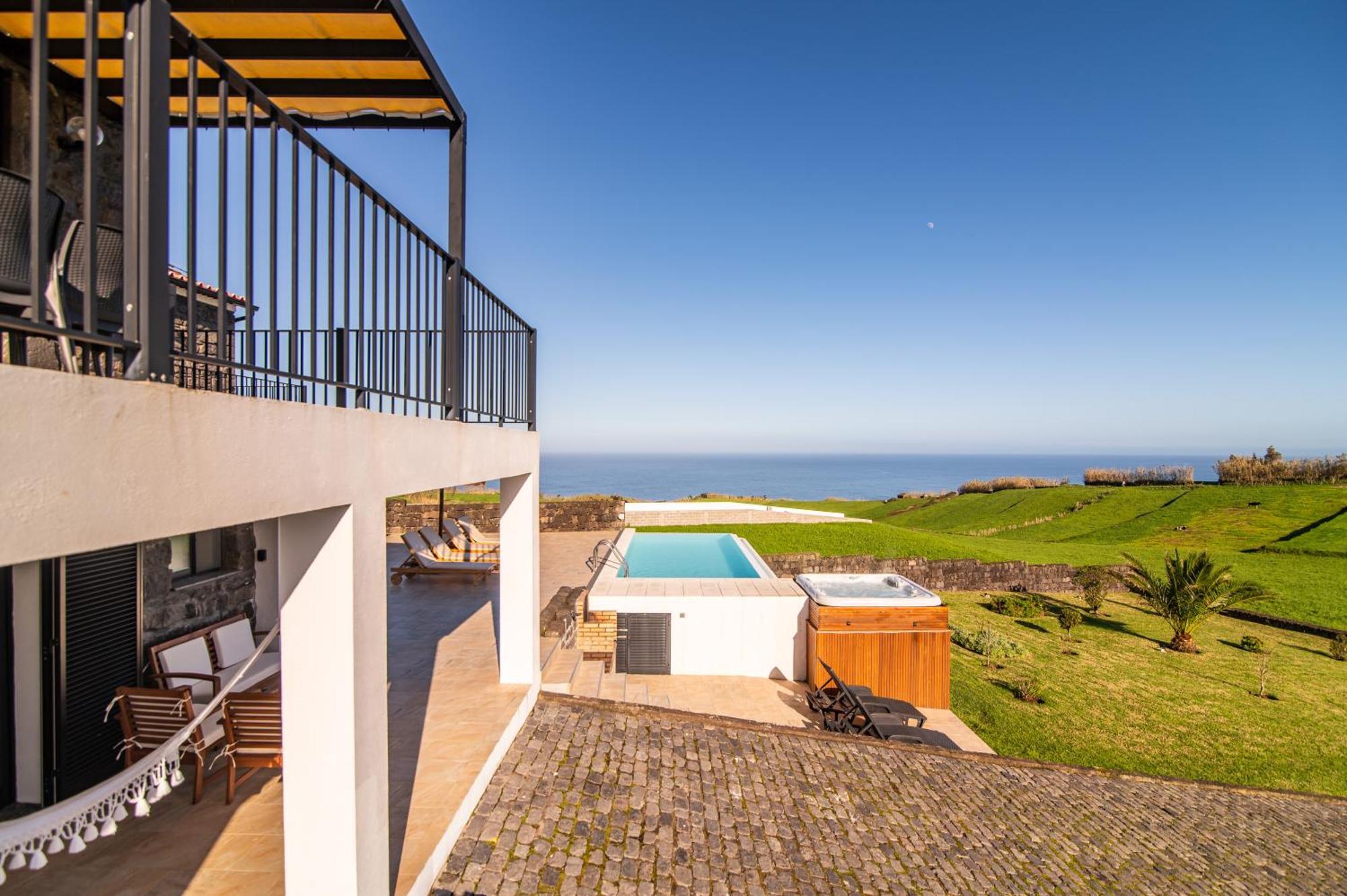 Holiday home Casa Da Belavista With Jacuzzi
