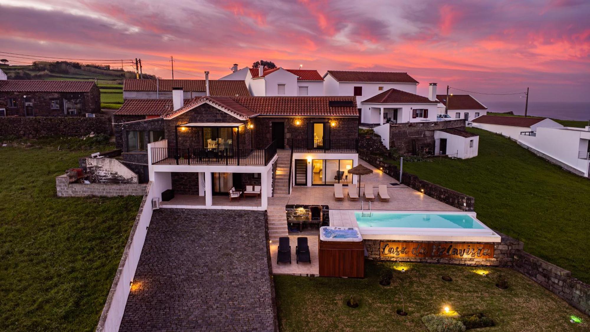 Holiday home Casa Da Belavista With Jacuzzi