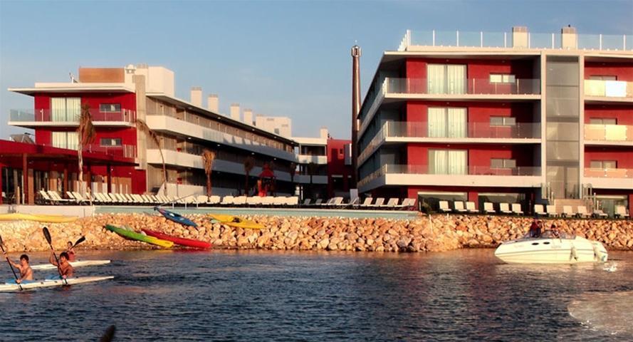 Hotel Agua Riverside 4*