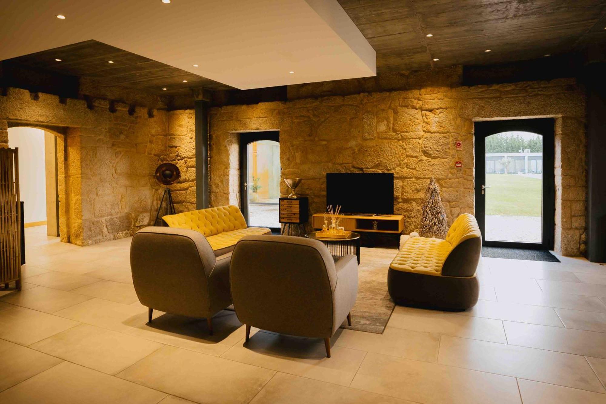 Bed & Breakfast Borralha Hotel, Restaurante & 4*