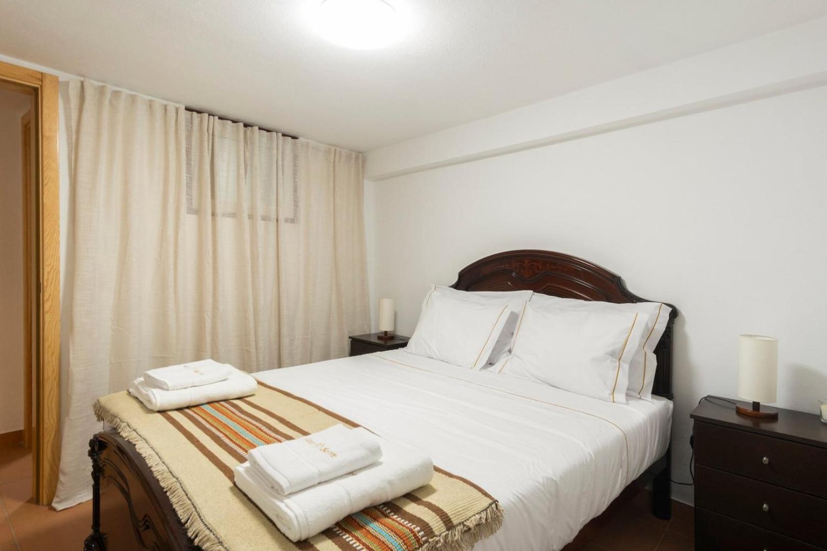 Rustic Getaway In Guarda Guest house