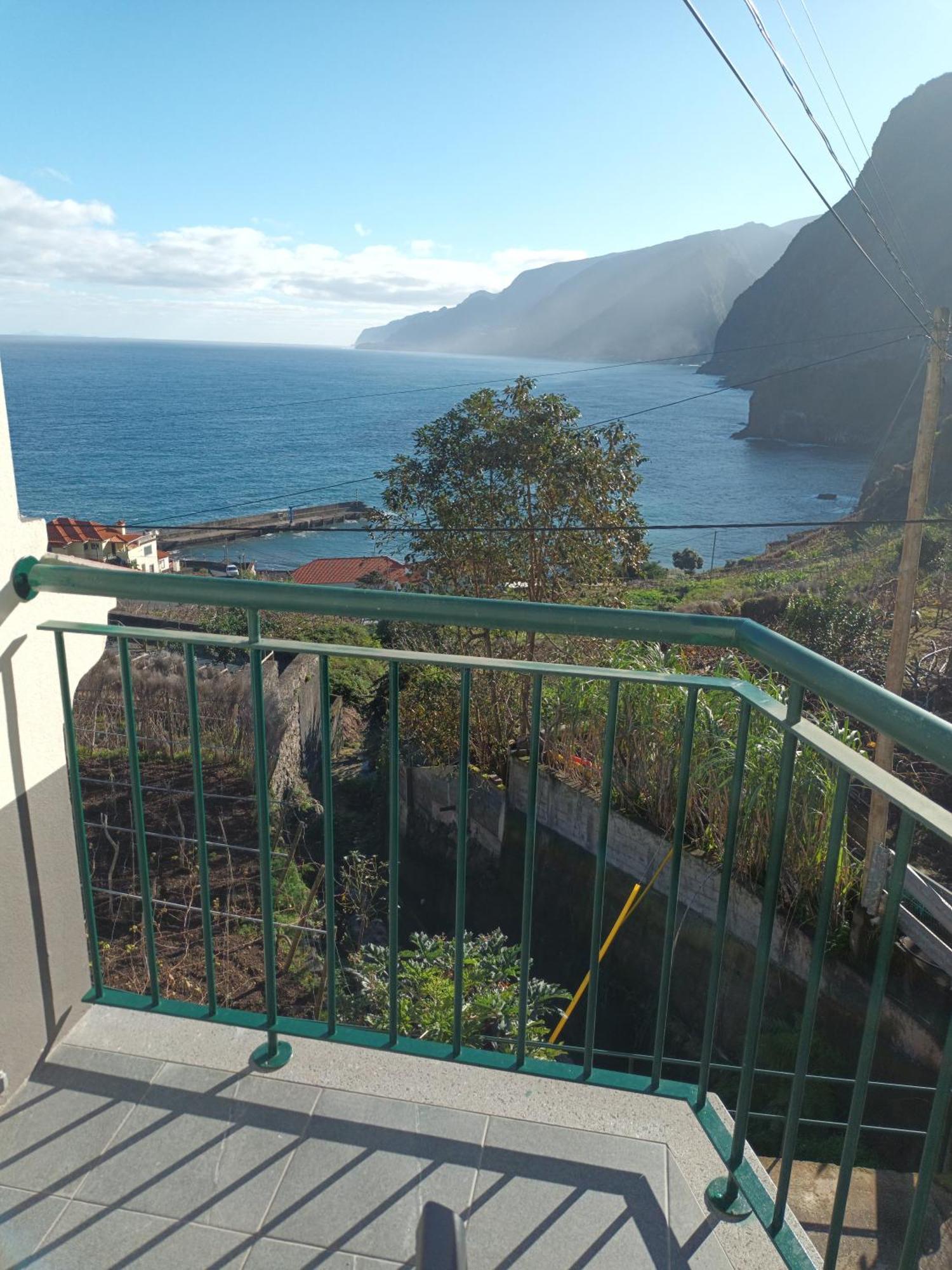 Apartamento Sunrise Bay - Modern Flat With Stunning Views Seixal (Madeira)
