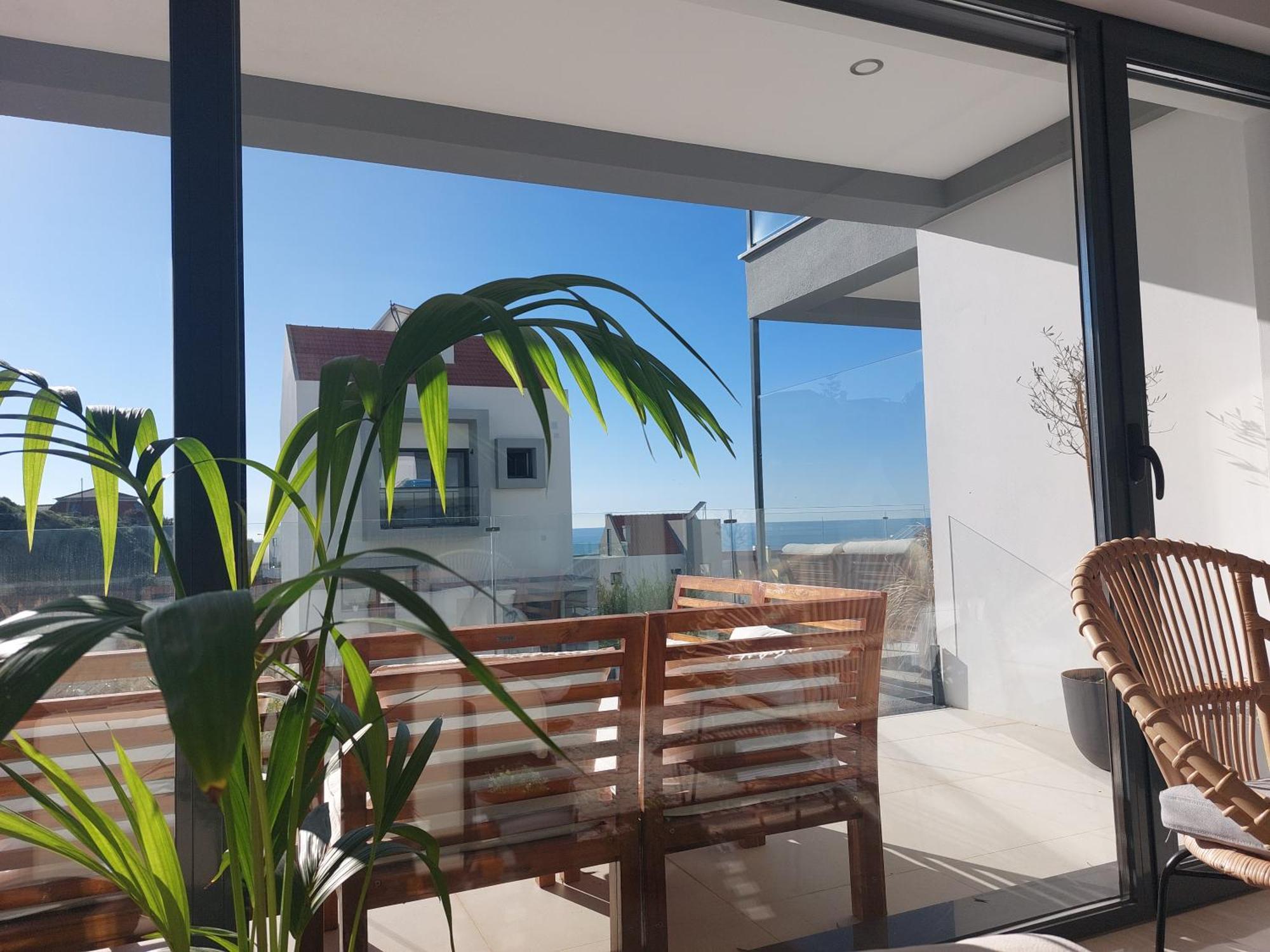 Beach, Ocean View & Bright House Villa