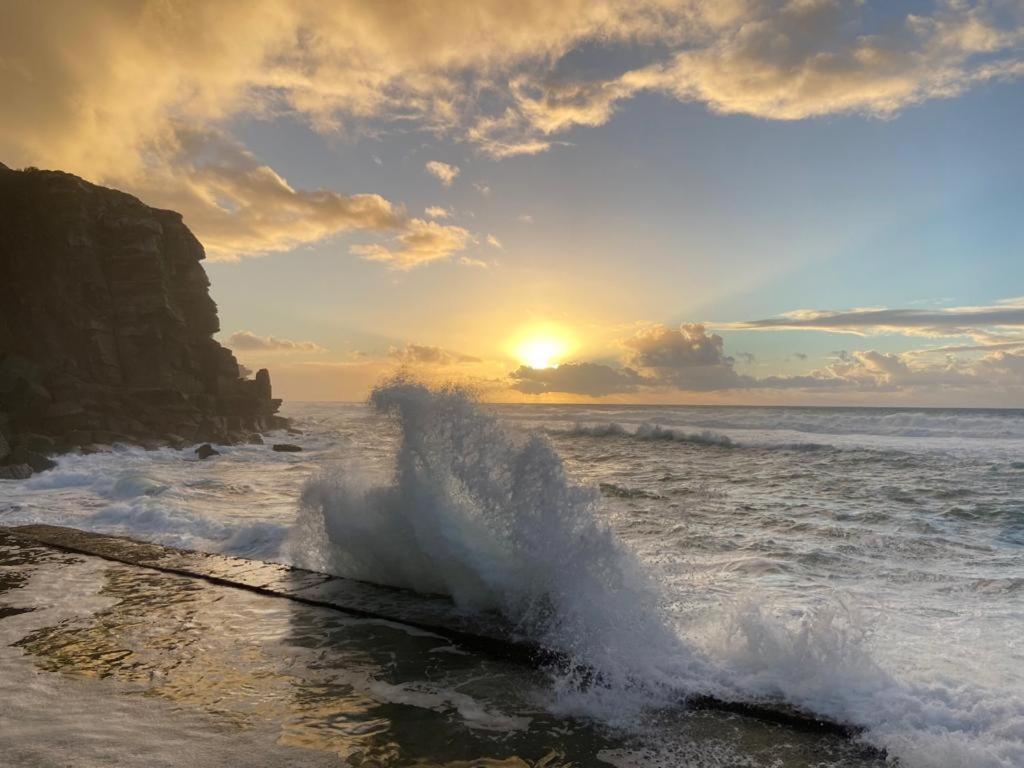 Azenhas Do Mar