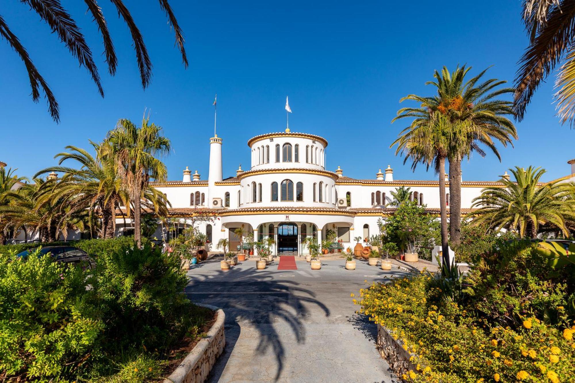 Casabela 4*