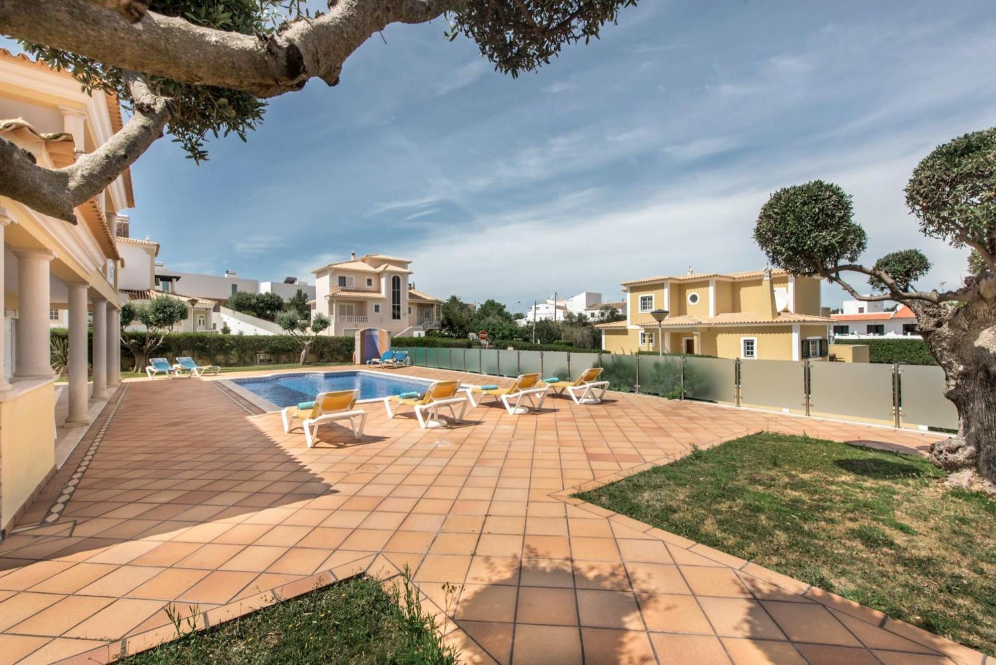Holiday home Oliveiras Amazing Location Walk To Marina Restaurants Albufeira