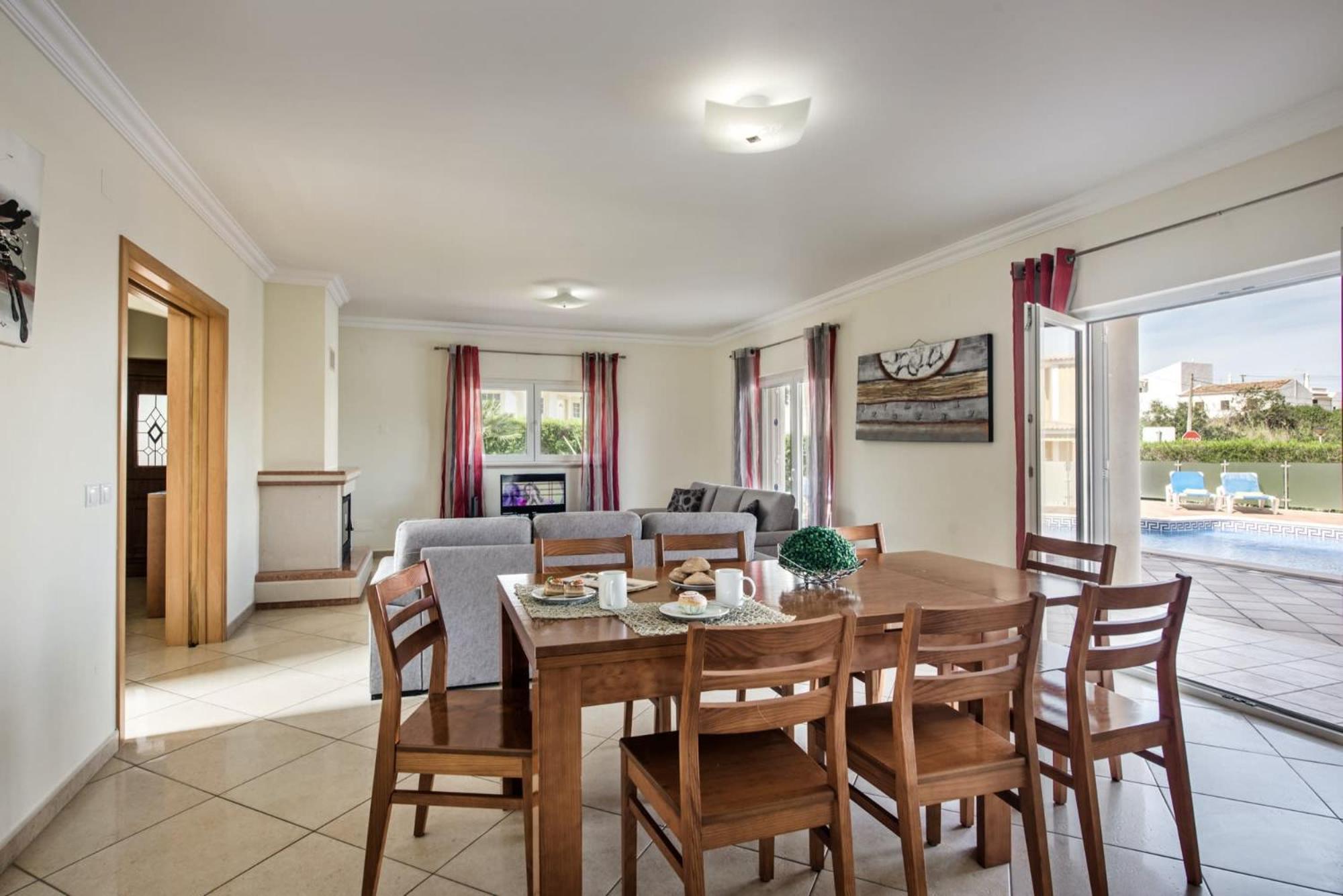 Oliveiras Amazing Location Walk To Marina Restaurants Holiday home
