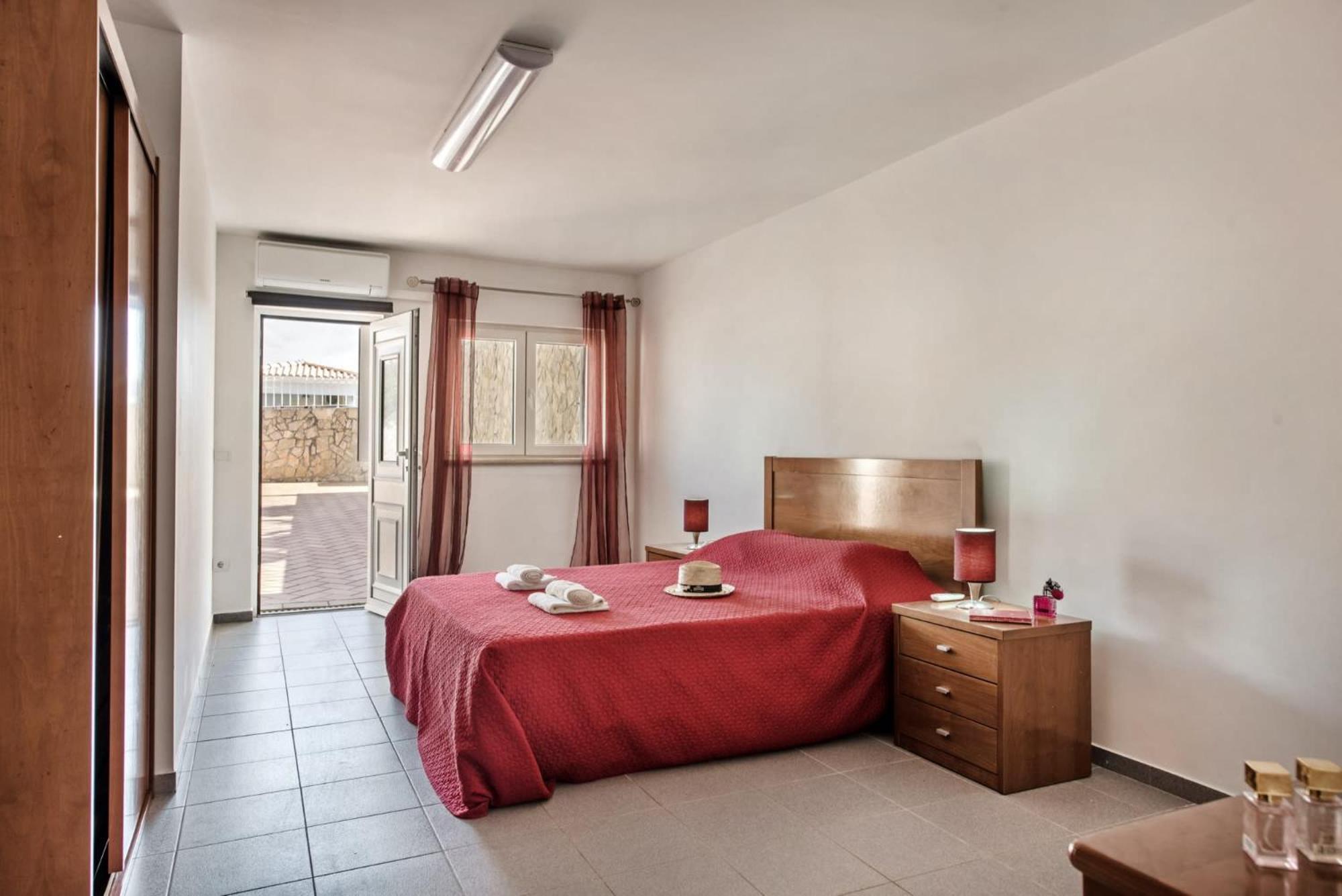 Holiday home Oliveiras Amazing Location Walk To Marina Restaurants *
