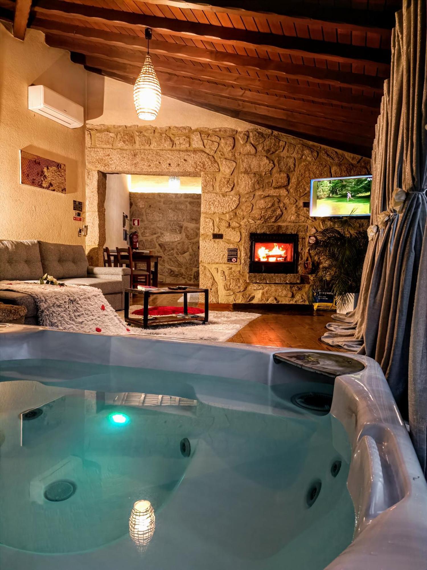 Casa Favo De Mel - Jacuzzi Privado & Lareira - Piscina * Arcos de Valdevez