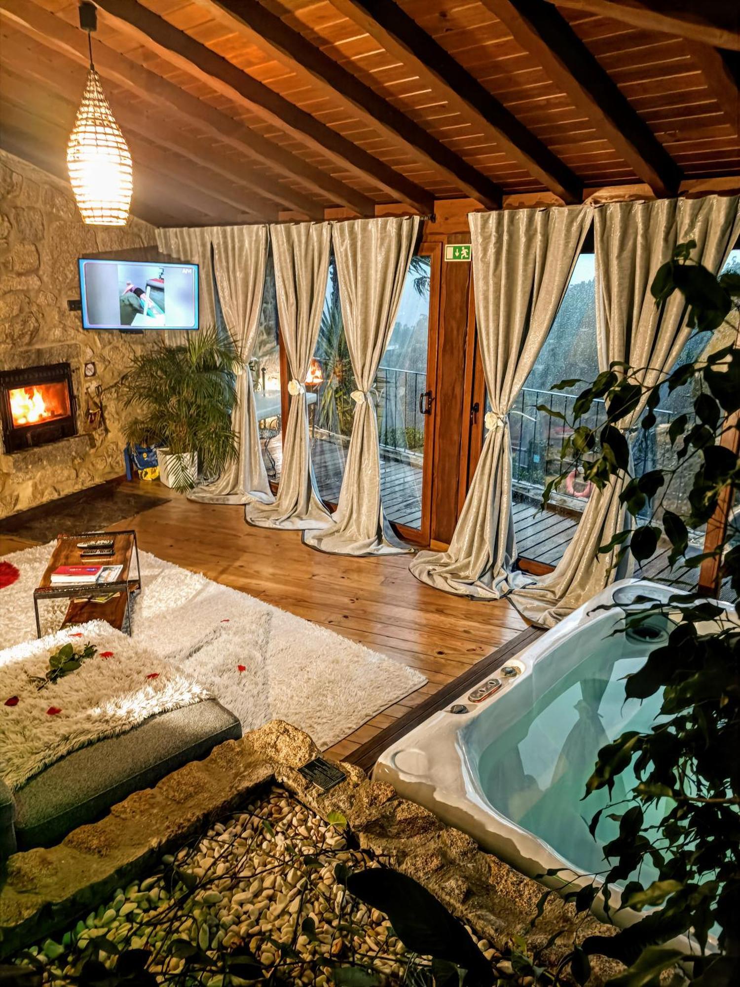 Casa Favo De Mel - Jacuzzi Privado & Lareira - Piscina Holiday park *