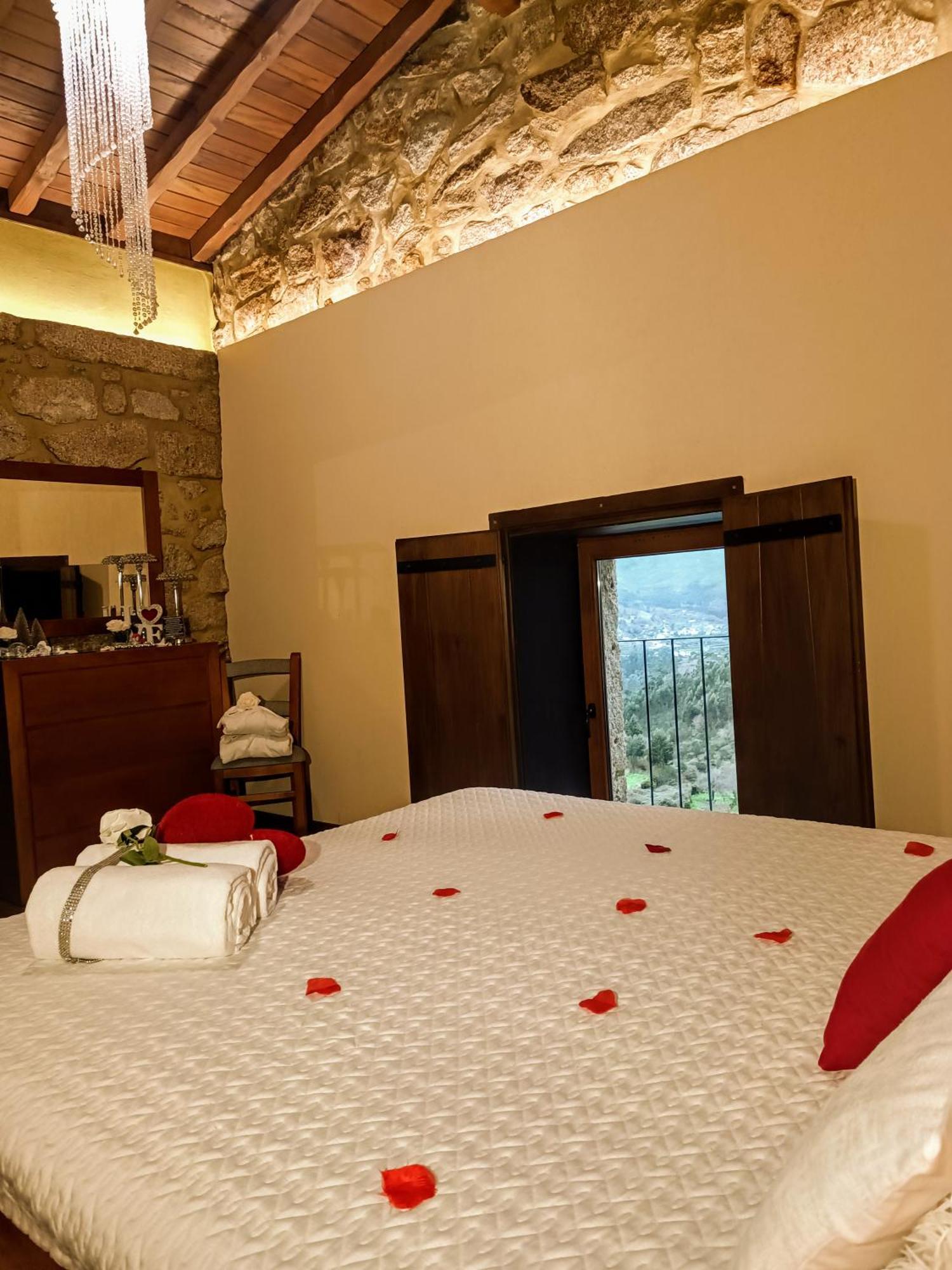 Casa Favo De Mel - Jacuzzi Privado & Lareira - Piscina Arcos de Valdevez