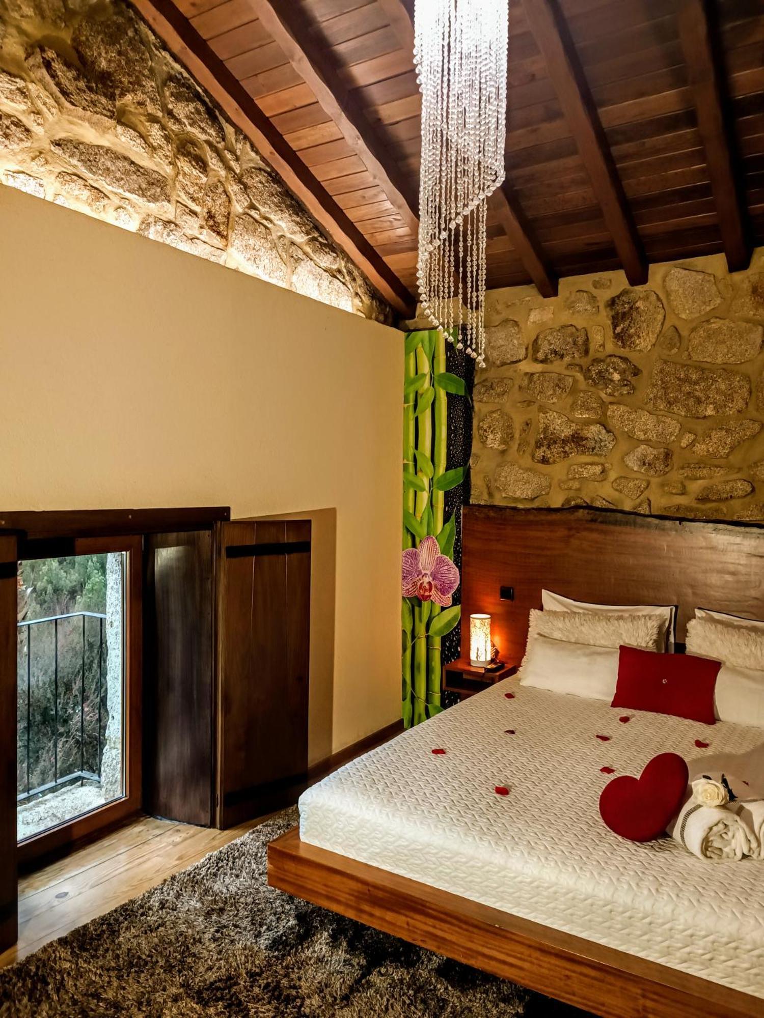 Casa Favo De Mel - Jacuzzi Privado & Lareira - Piscina * Arcos de Valdevez