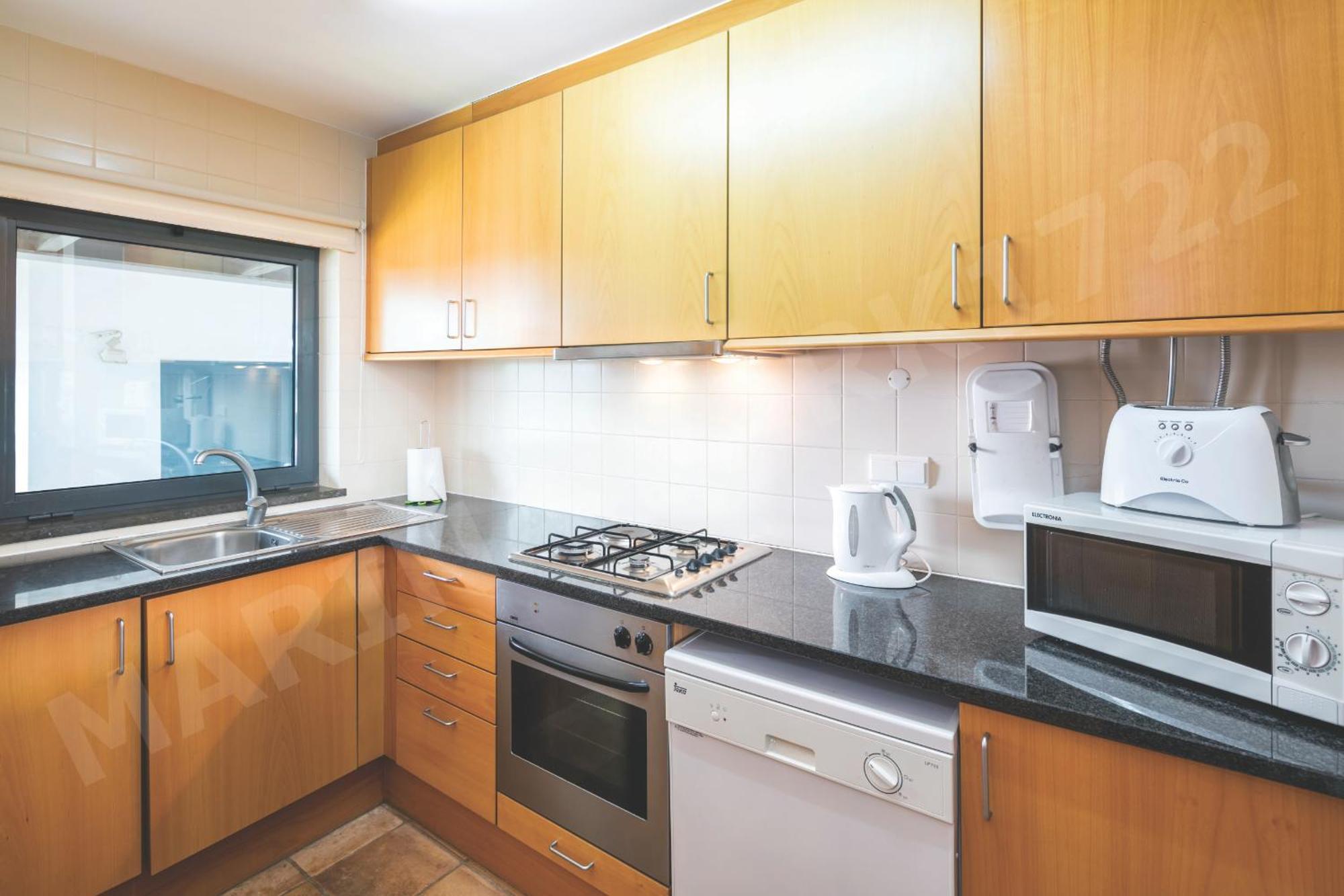 Apartment 1722 Marina Park *