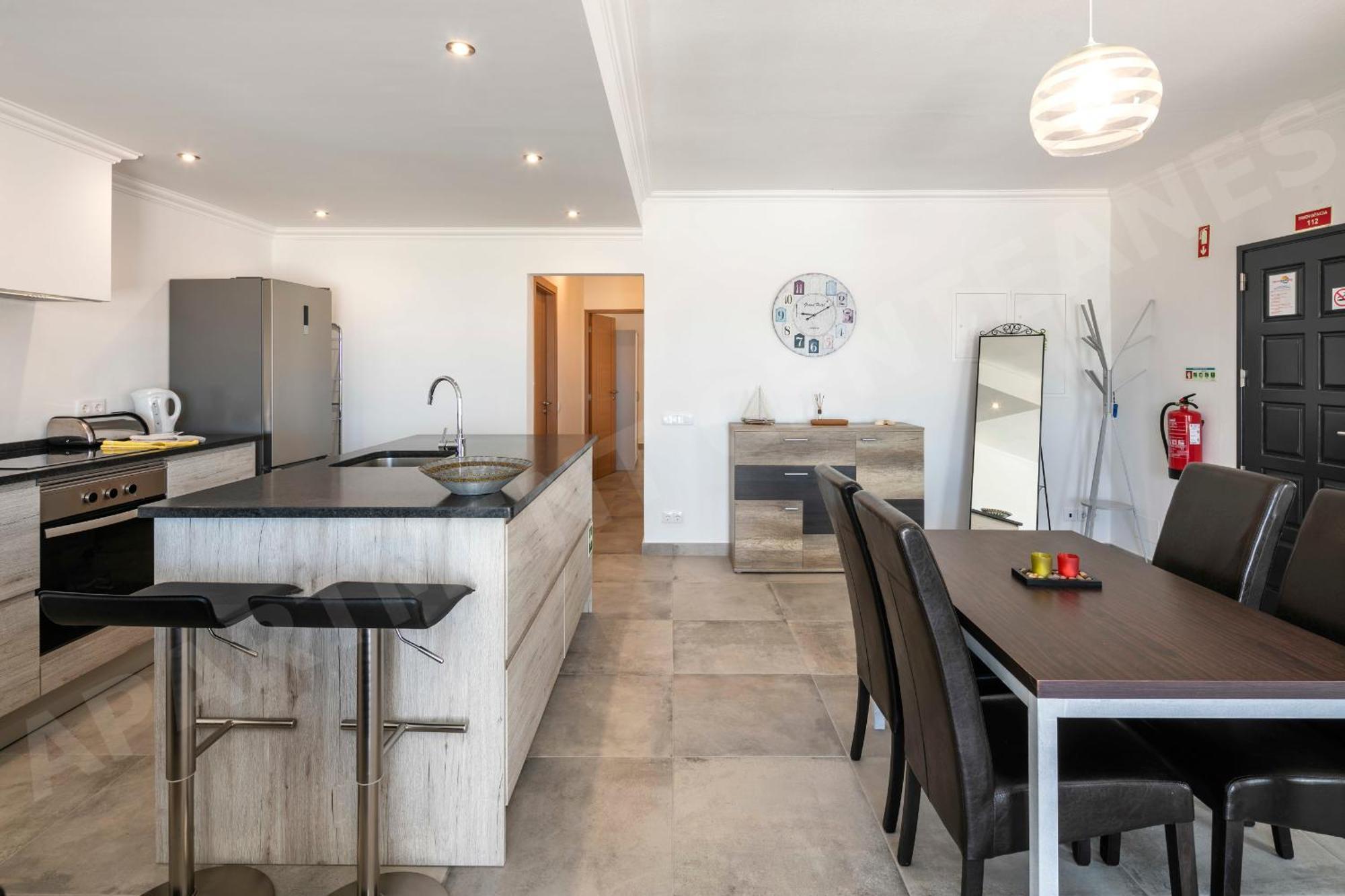 Centeanes Apartment *