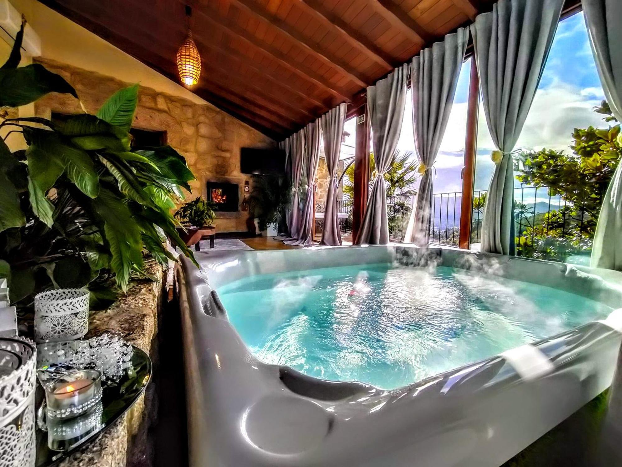 Holiday park Casa Favo De Mel - Jacuzzi Privado & Lareira - Piscina Arcos de Valdevez