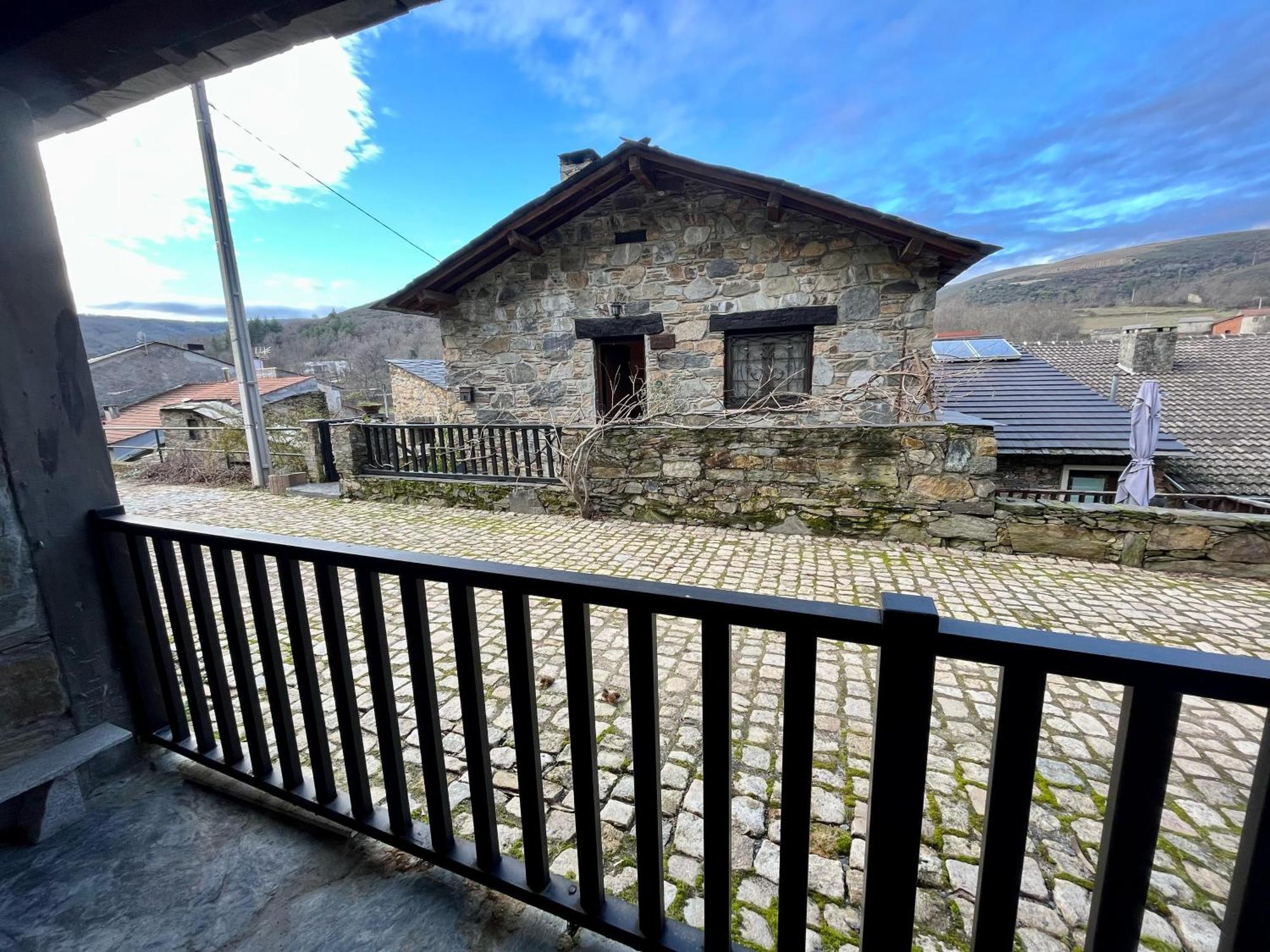Holiday home Ninho Do Melro Ii - *