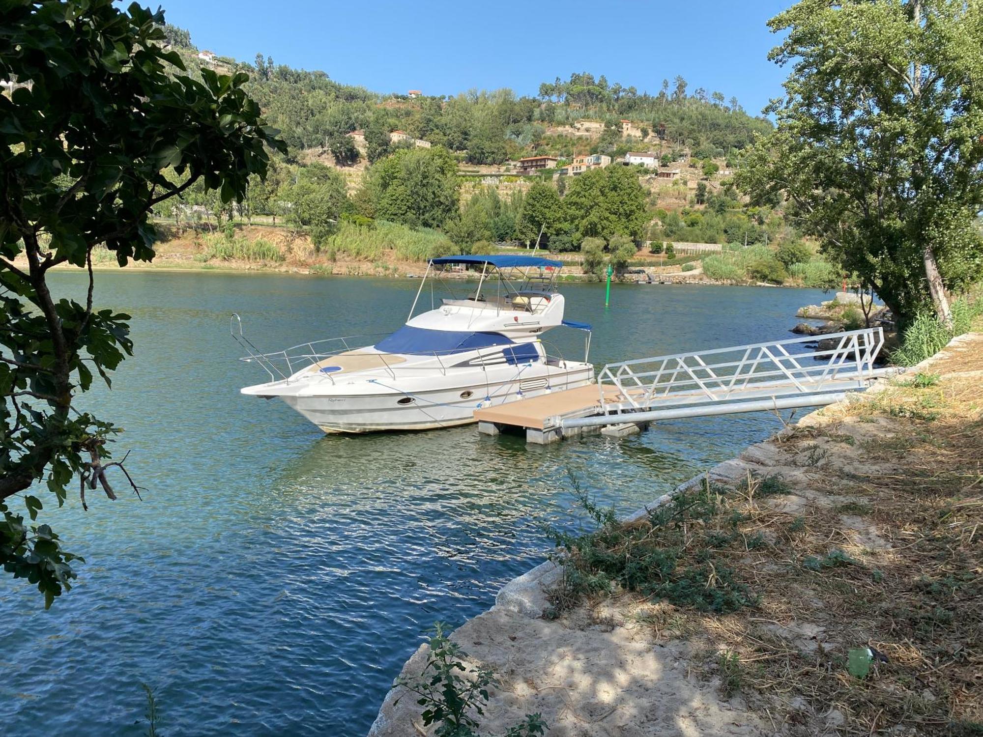 Aquadouro Yacht Radames - Sleep Boat Experience