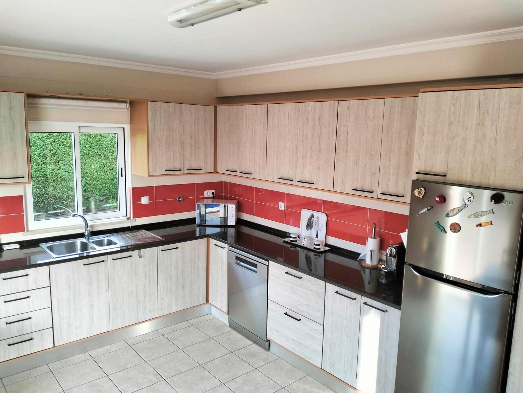 Andorinha With Private Pool In A Quiet Area Villa *