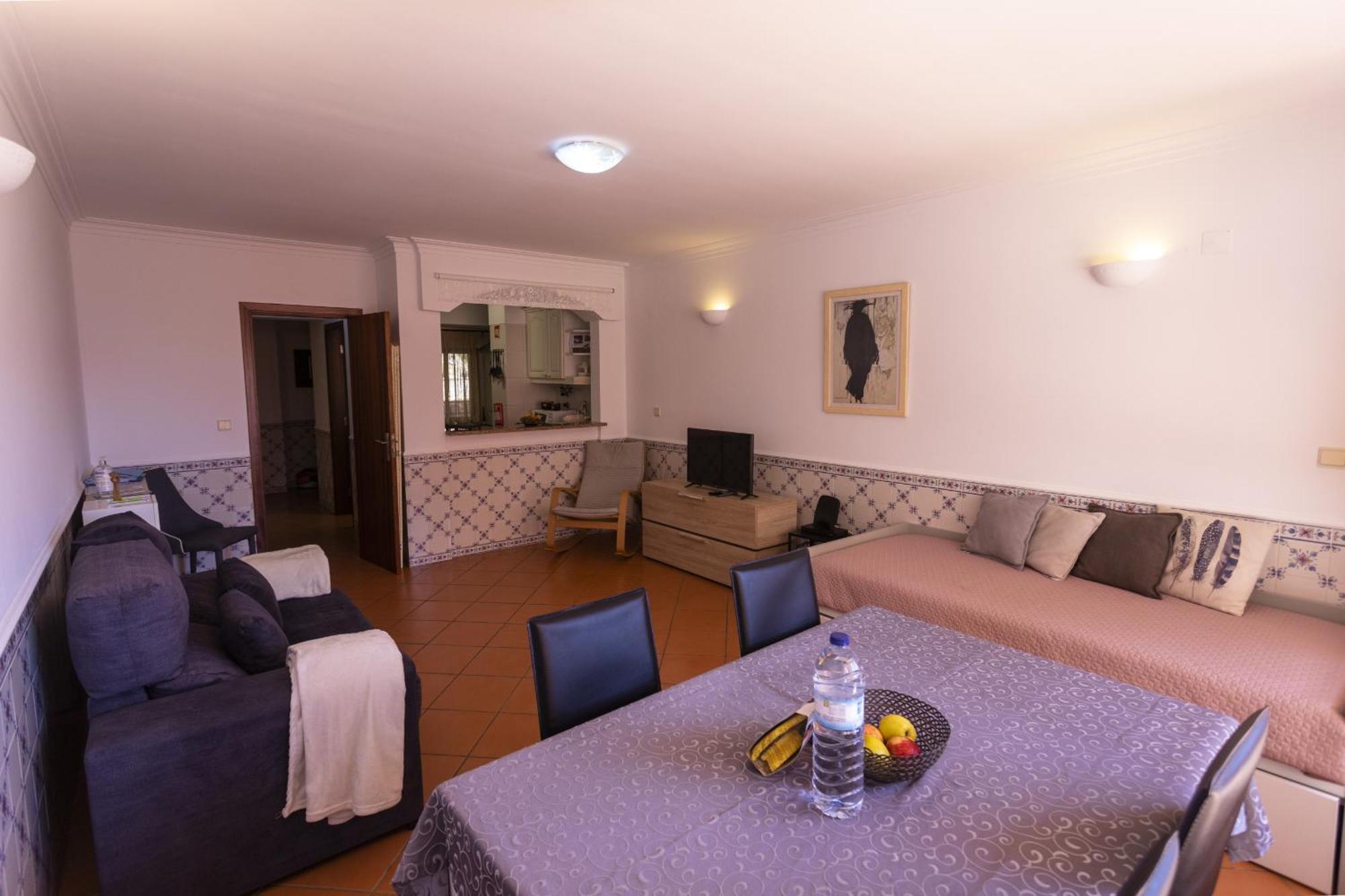 Apartment By Acasadascasas